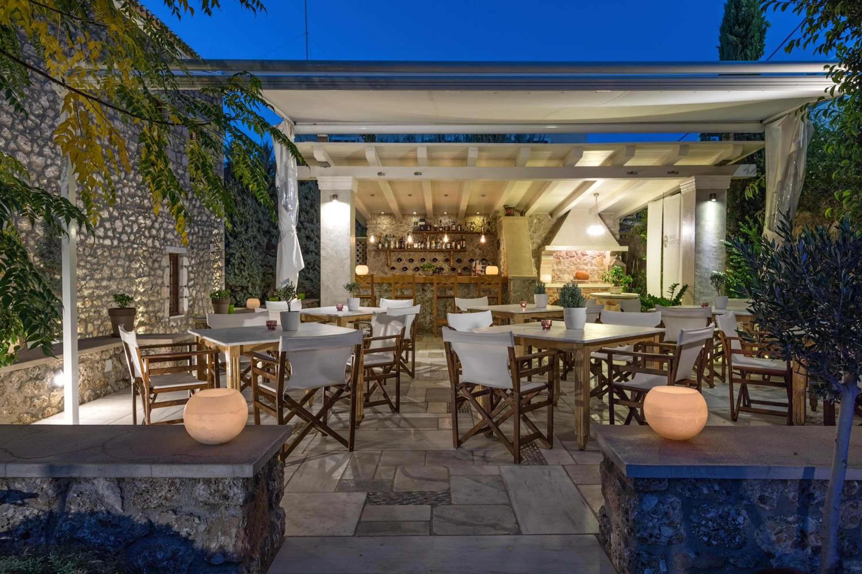 BBQ facilities in Mare Monte Luxury Suites