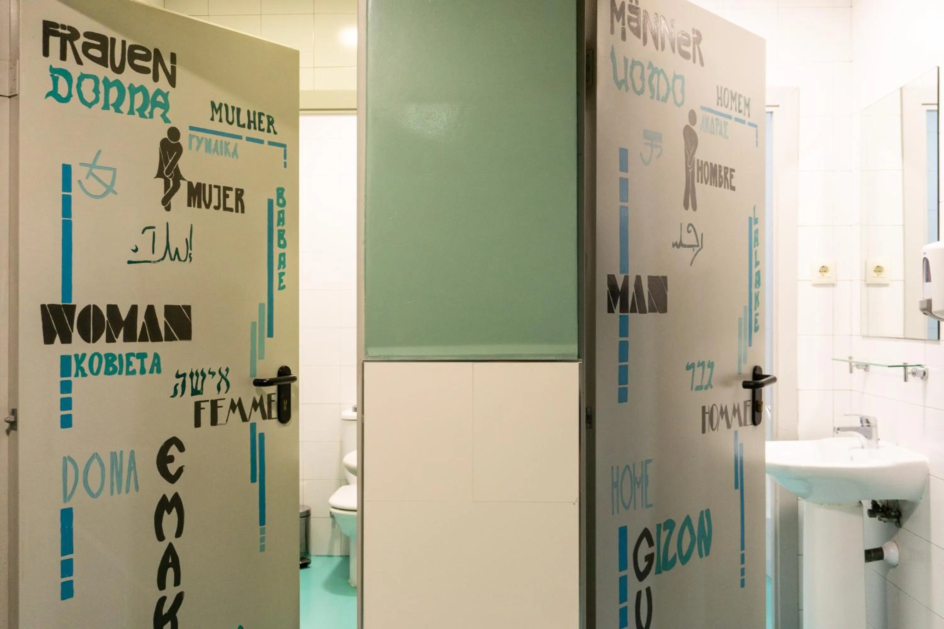 Bathroom in Be Dream Hostel