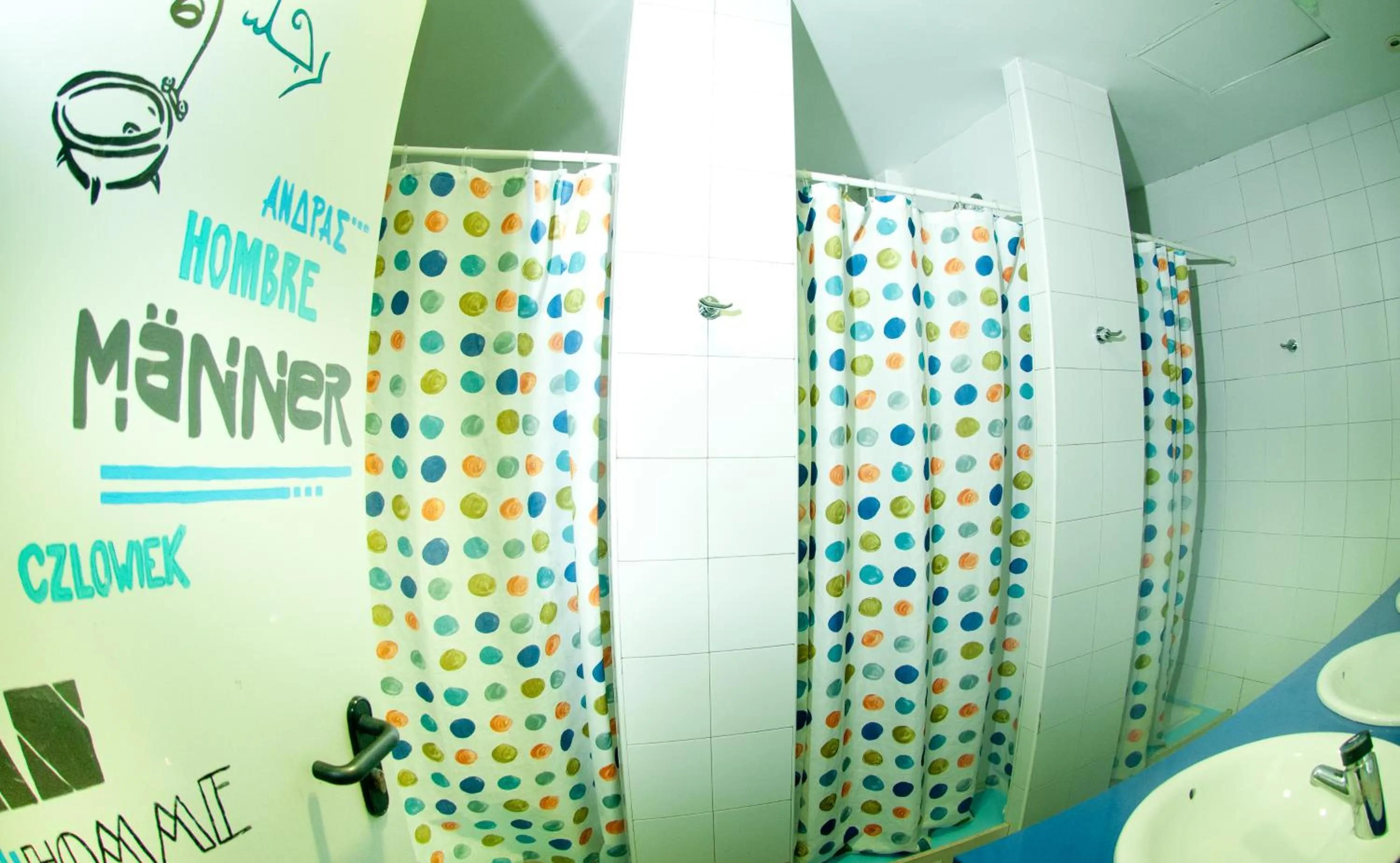 Shower in Be Dream Hostel