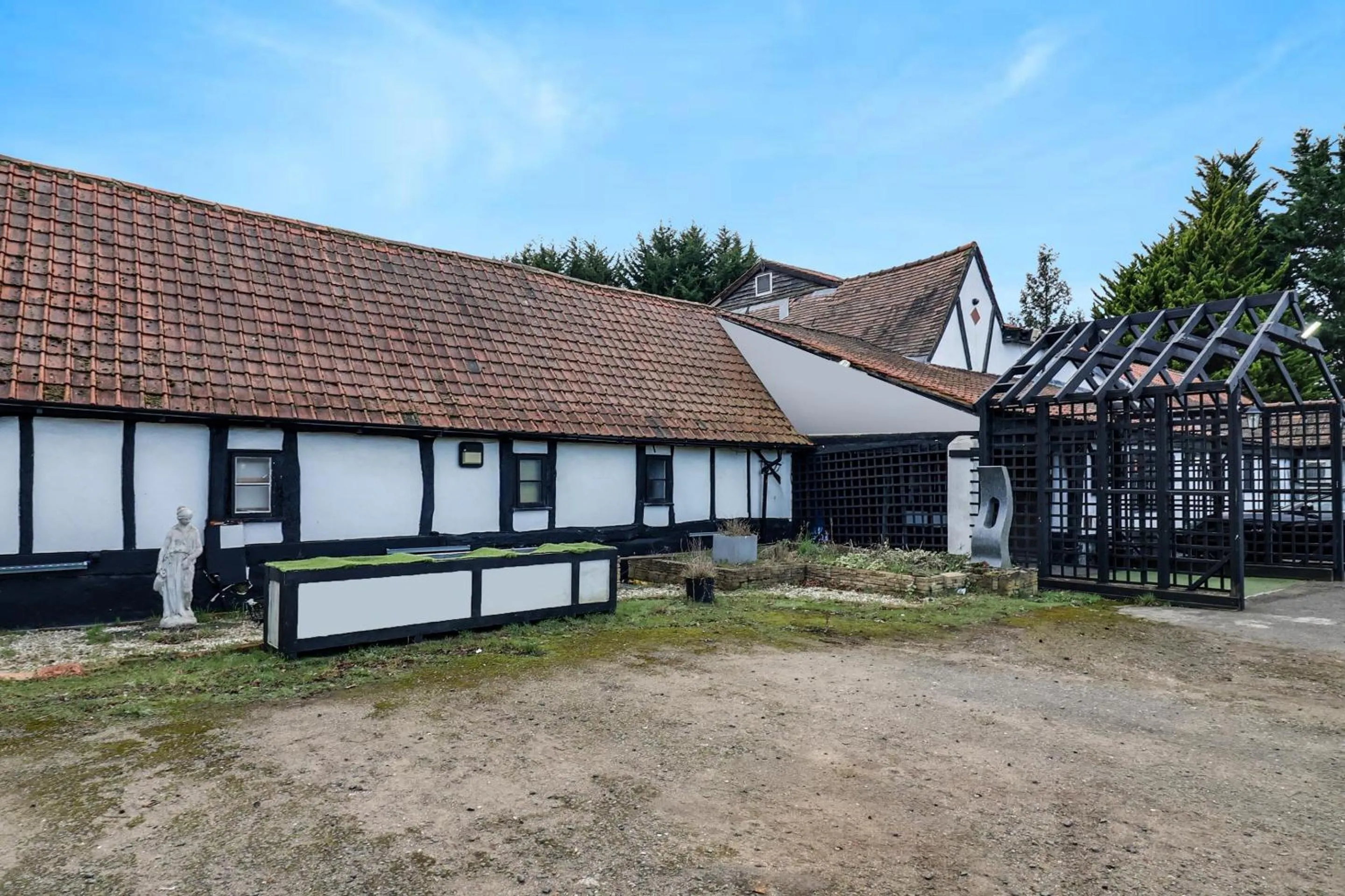 Facade/entrance in Tudor Oaks Lodge Stevenage North