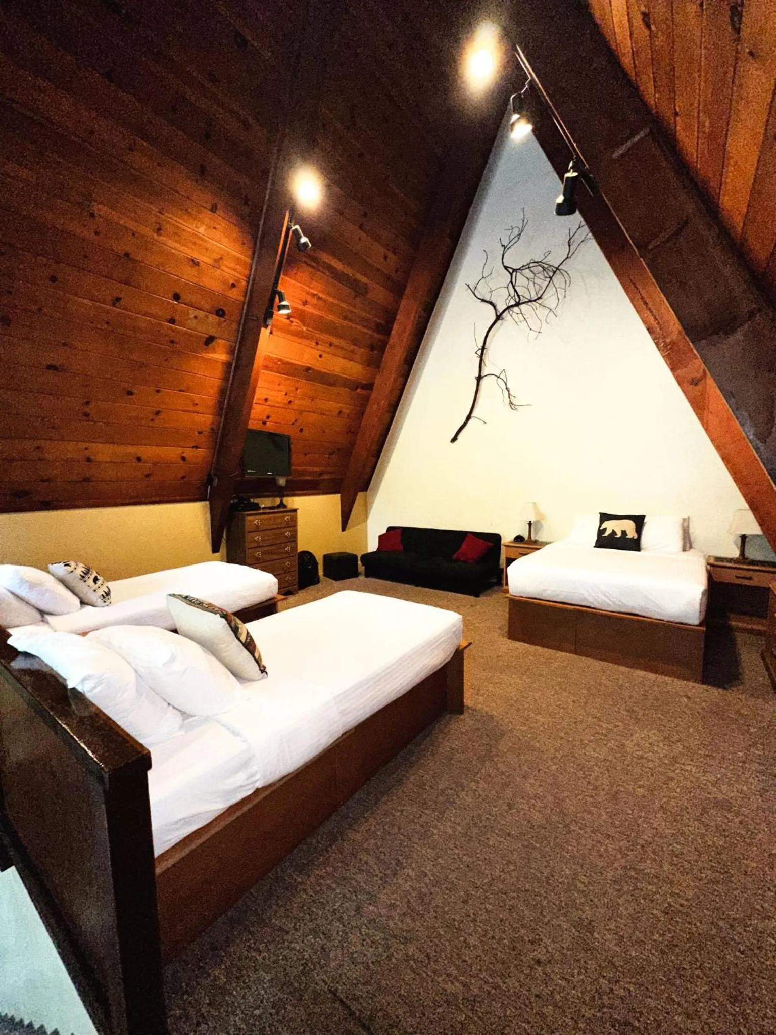 Bedroom, Bed in Redwoods River Resort & Campground