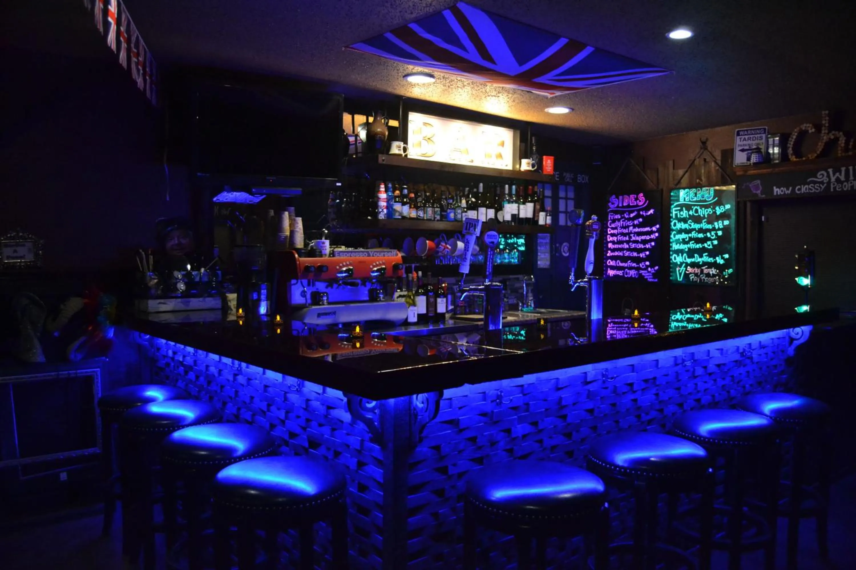 Restaurant/places to eat in Redwoods River Resort & Campground