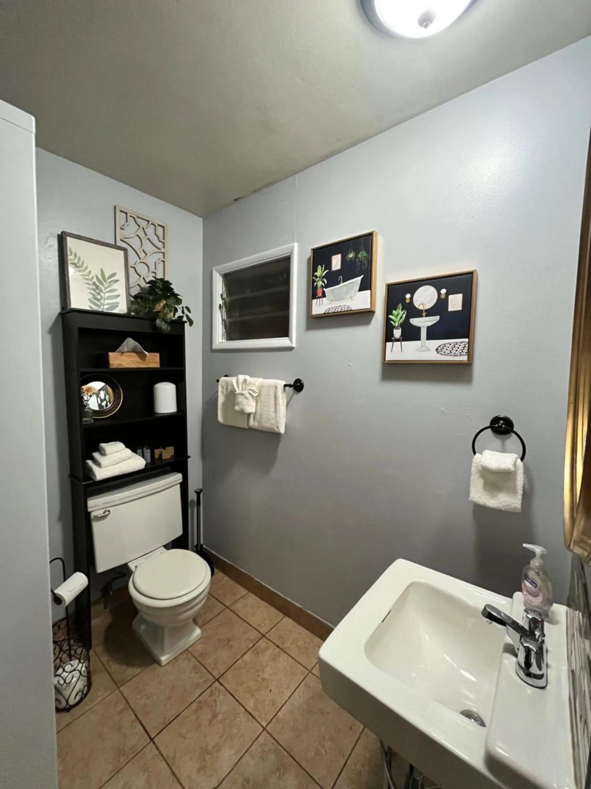 Toilet in Redwoods River Resort & Campground