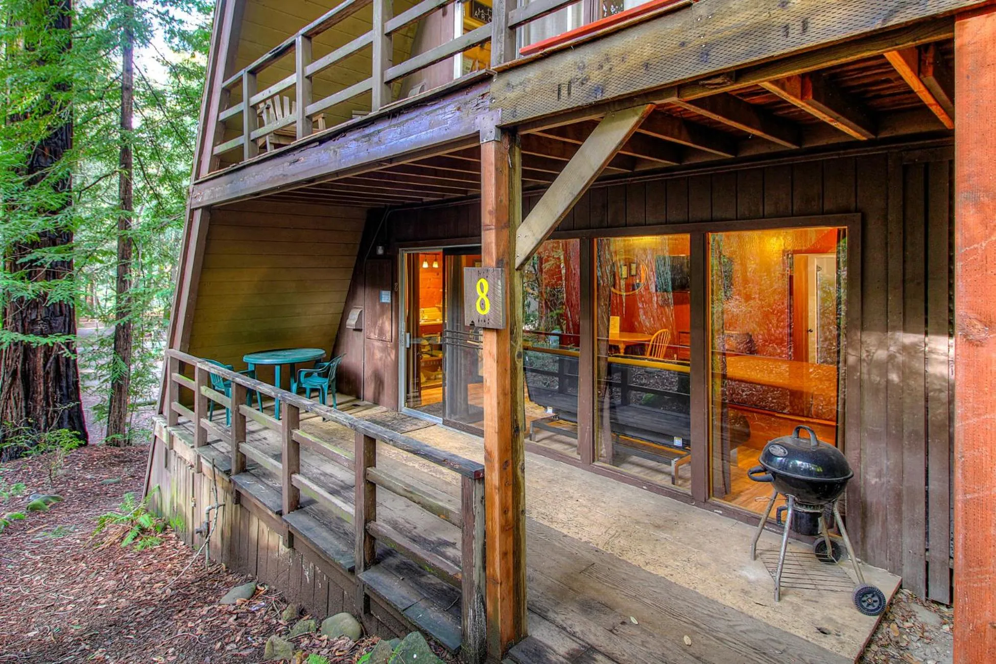 Patio in Redwoods River Resort & Campground