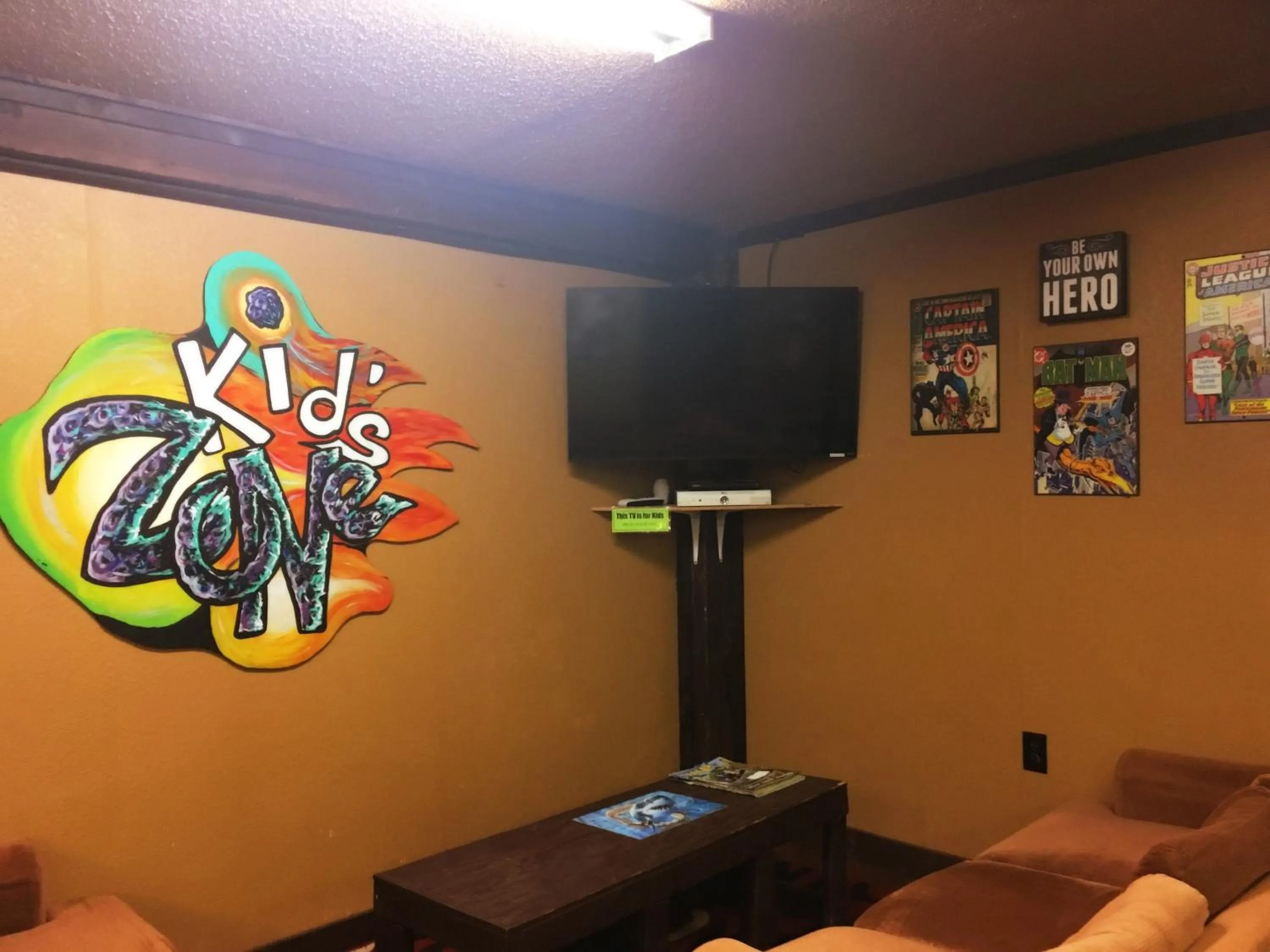 Game Room in Redwoods River Resort & Campground