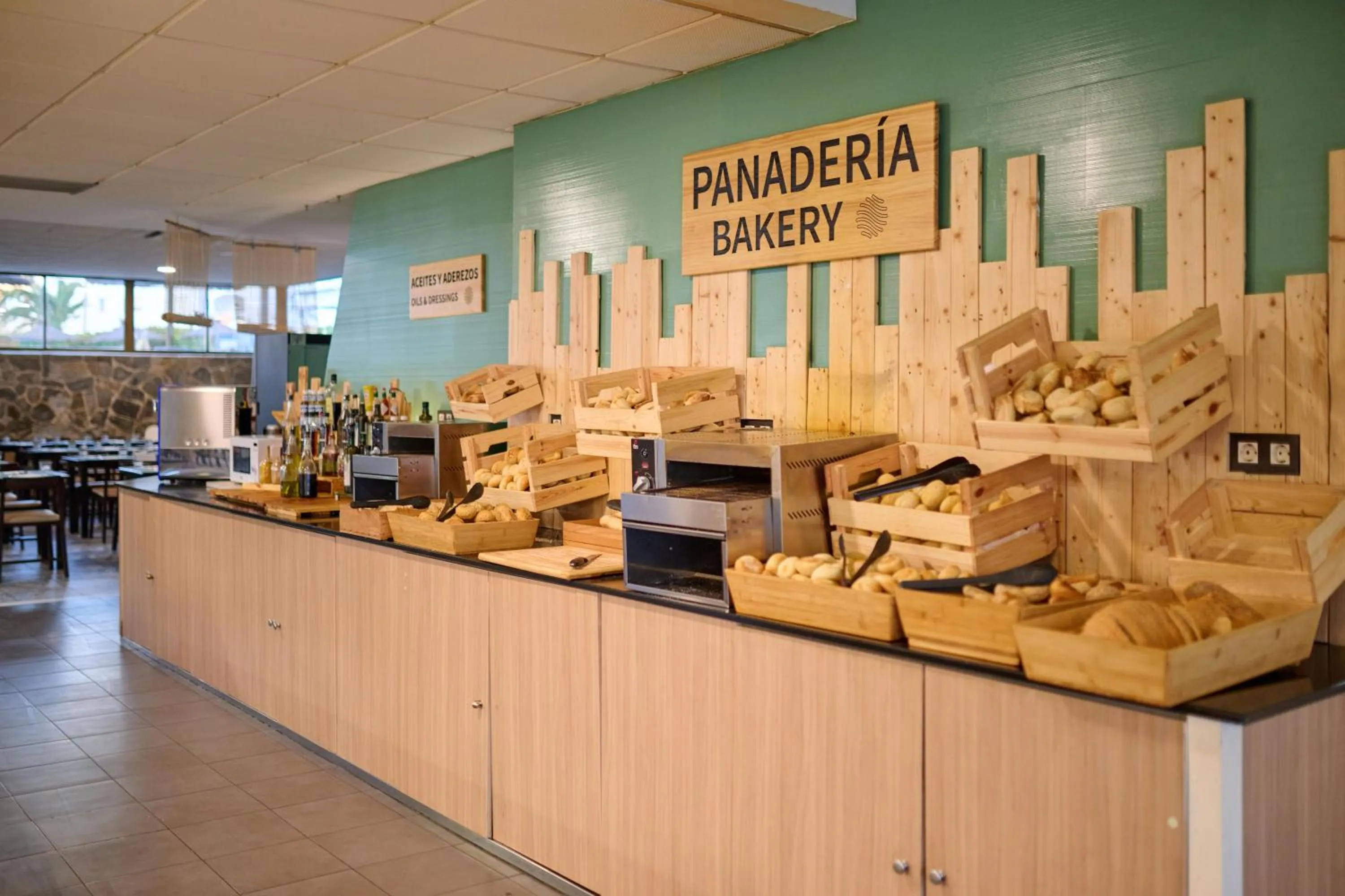 Restaurant/places to eat in Alua Golf Trinidad