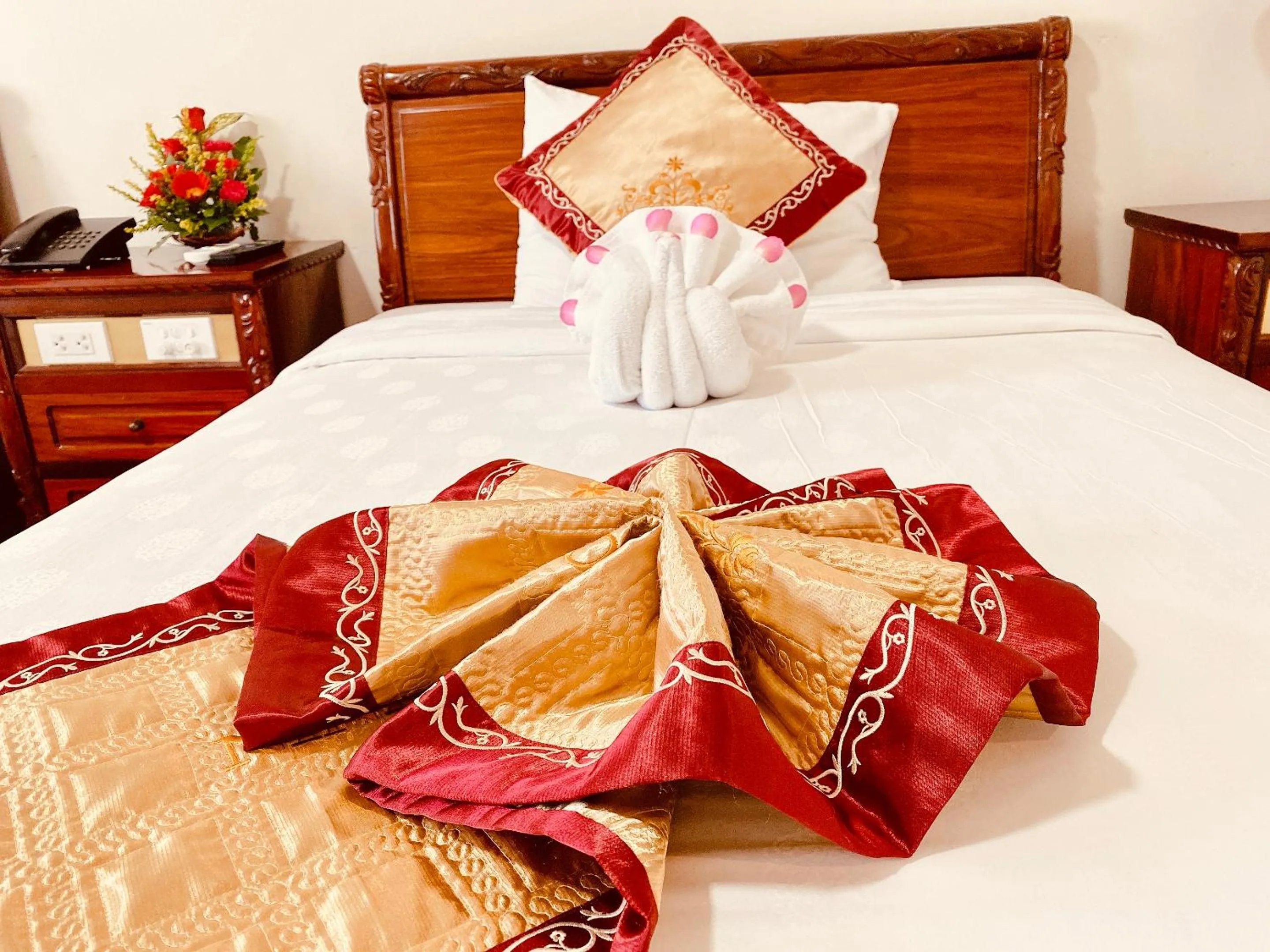 Bed in NINH KIEU 2 HOTEL