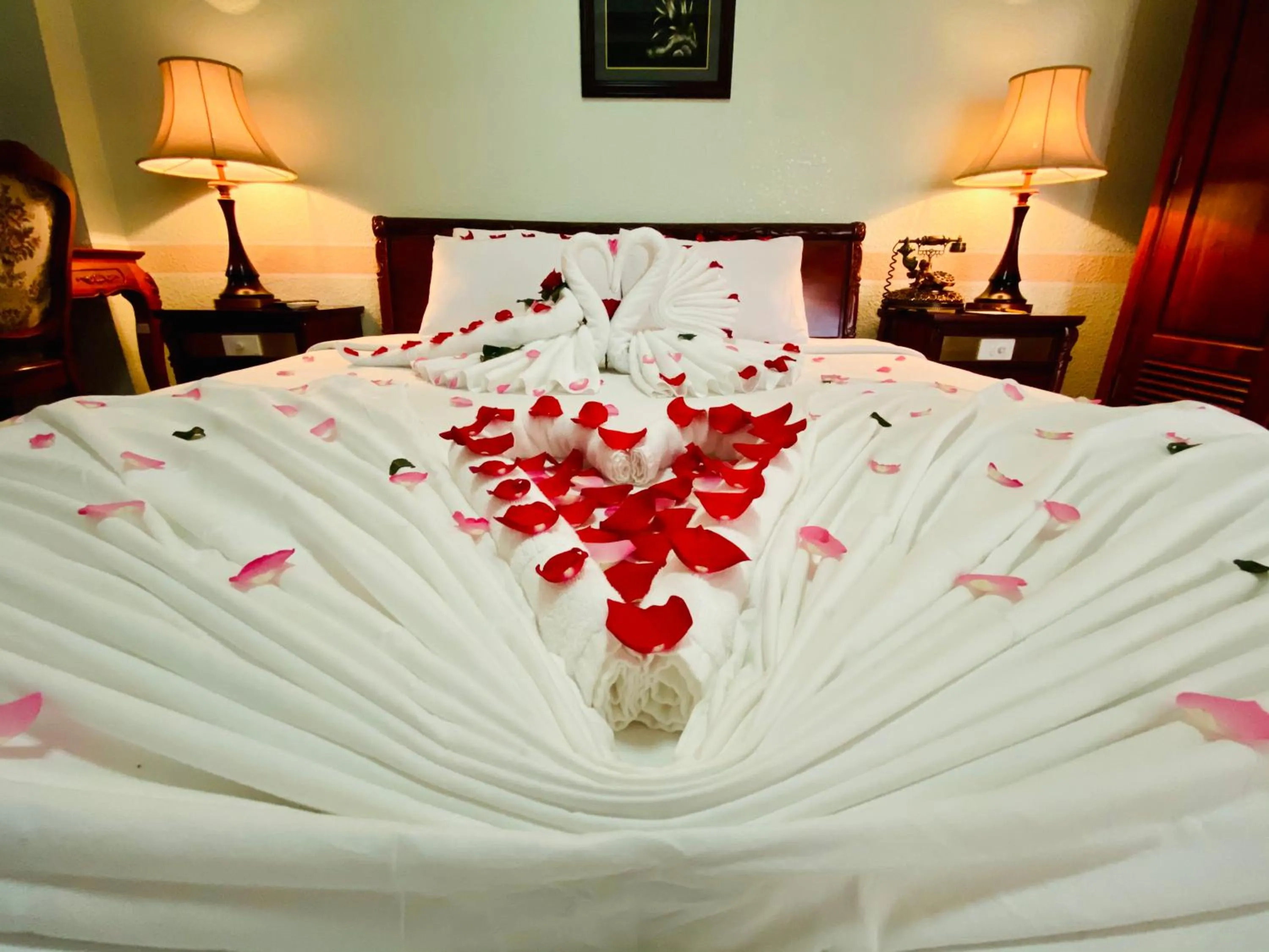 Bed in NINH KIEU 2 HOTEL
