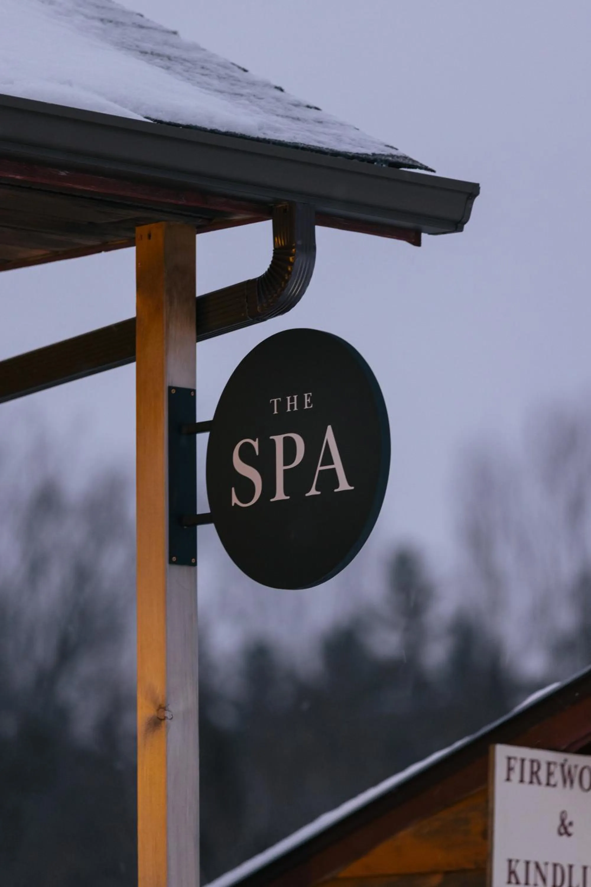 Property logo or sign in Sterling Ridge Resort