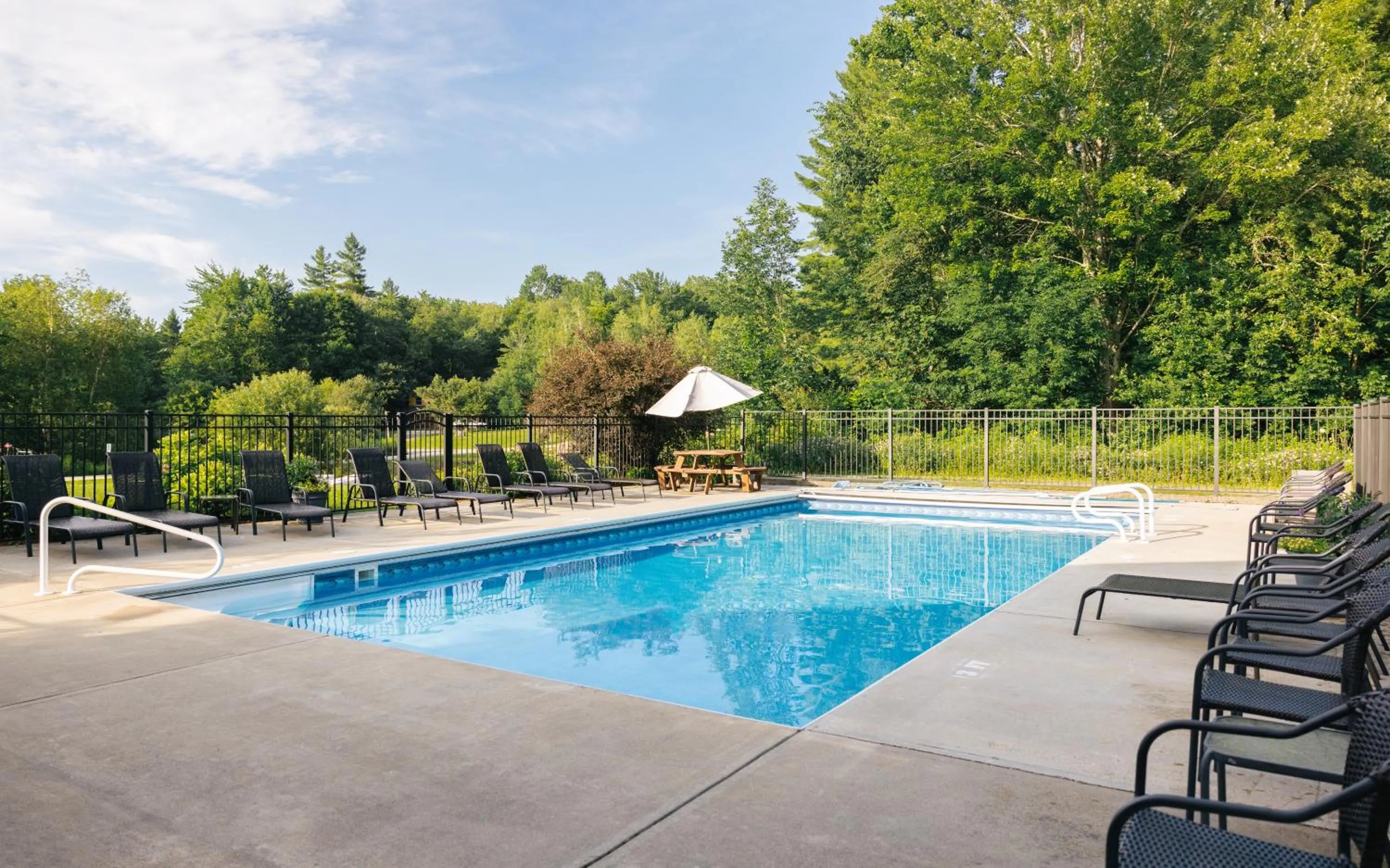 Pool view in Sterling Ridge Resort