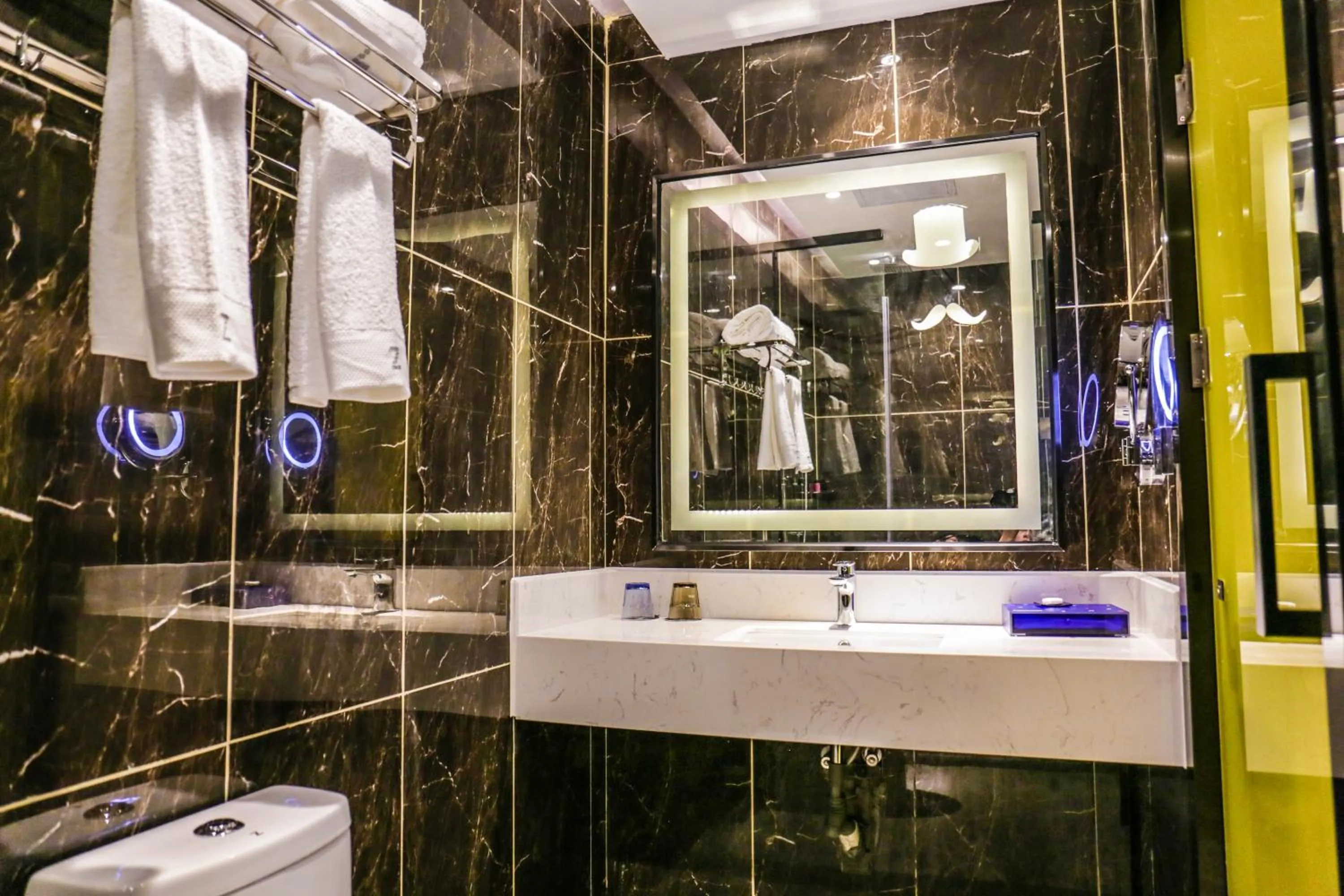 Chao Man Hotel(Guangzhou Pazhou Exhibition Center Chigang Subway Station)