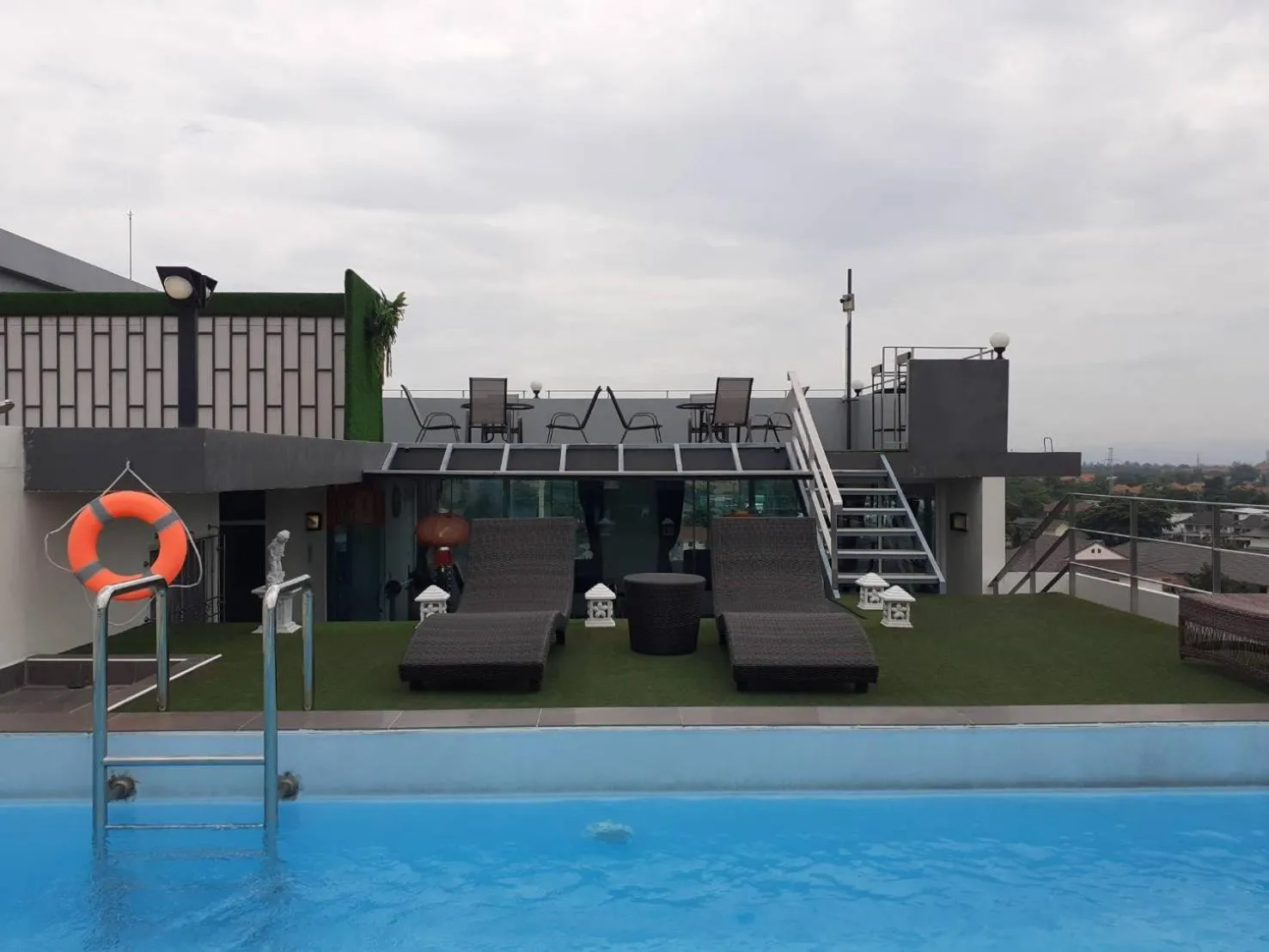 The Greenery central suite & hotel