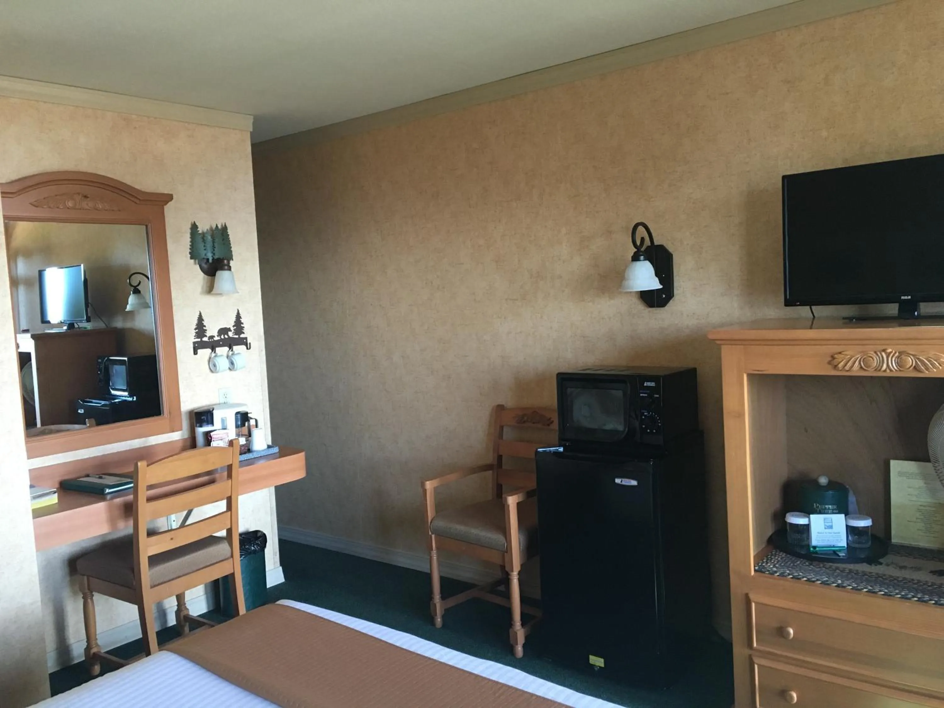 Coffee/tea facilities in Pepper Tree Inn Tahoe City