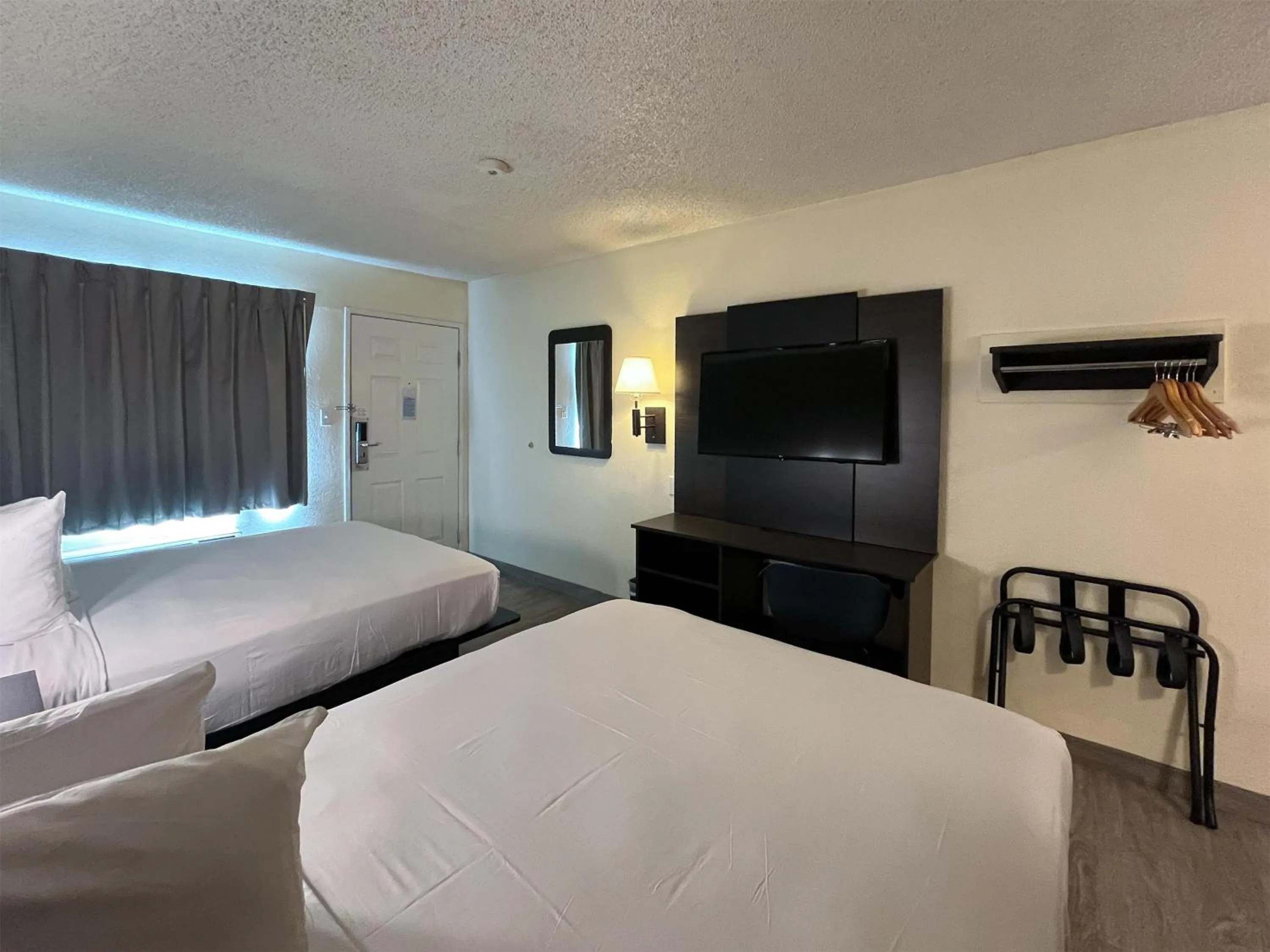 Bedroom, Bed in Motel 6 Las Vegas, NV - Strip