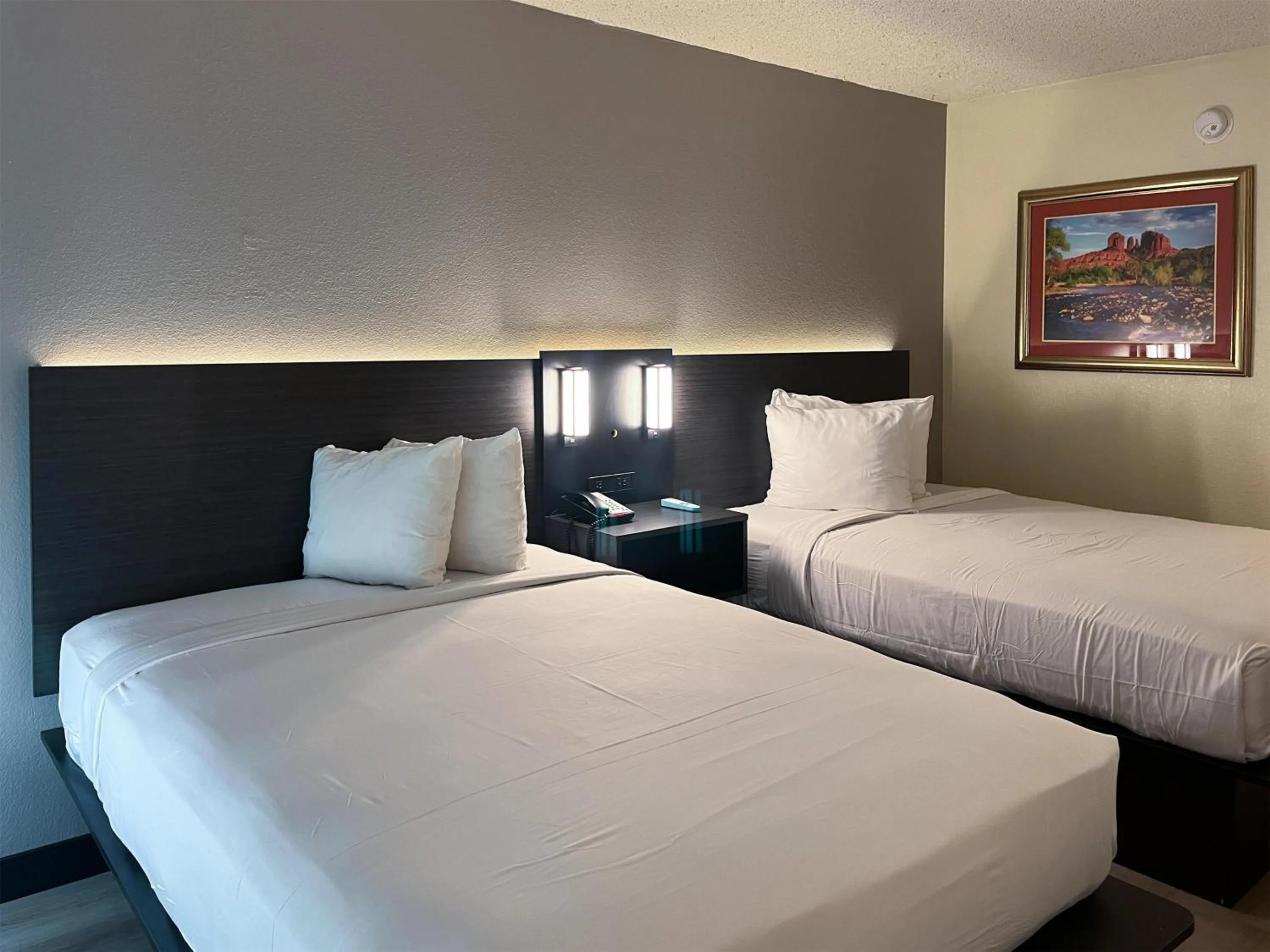 Bedroom, Bed in Motel 6 Las Vegas, NV - Strip