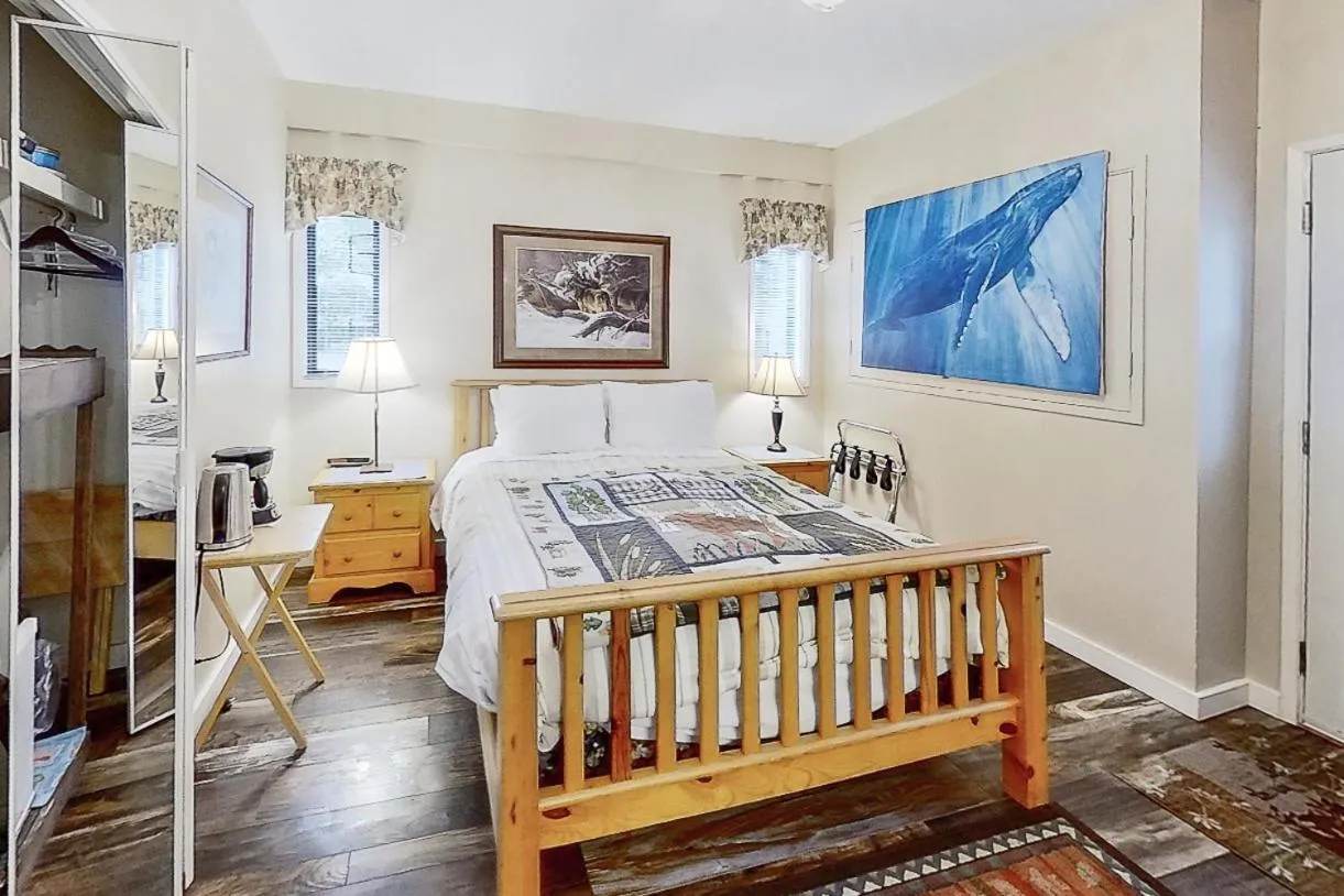 Salty Towers Ocean Front Cottages