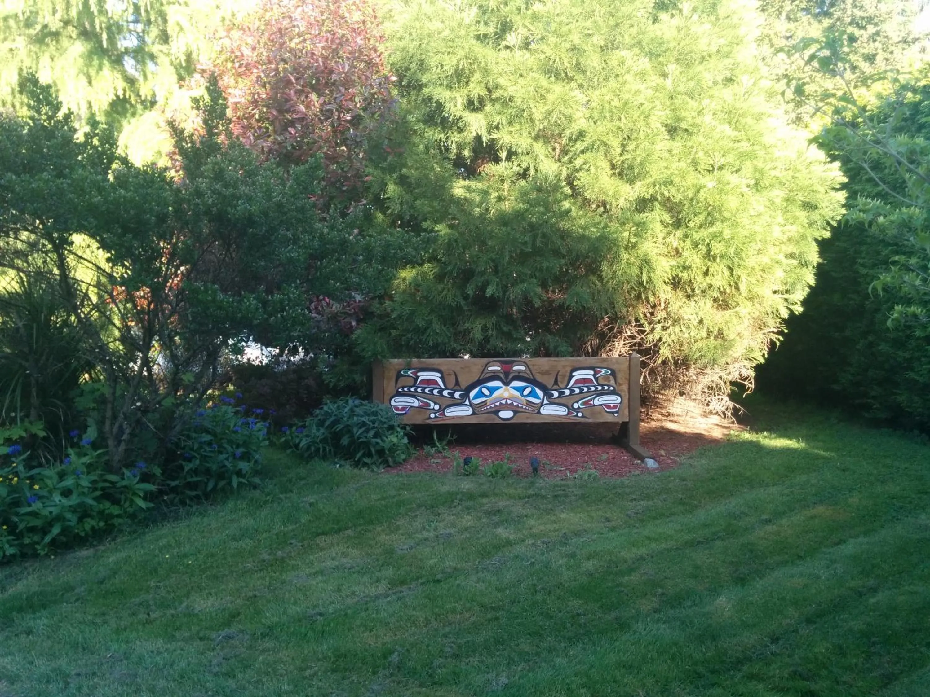 Garden in Salty Towers Ocean Front Cottages