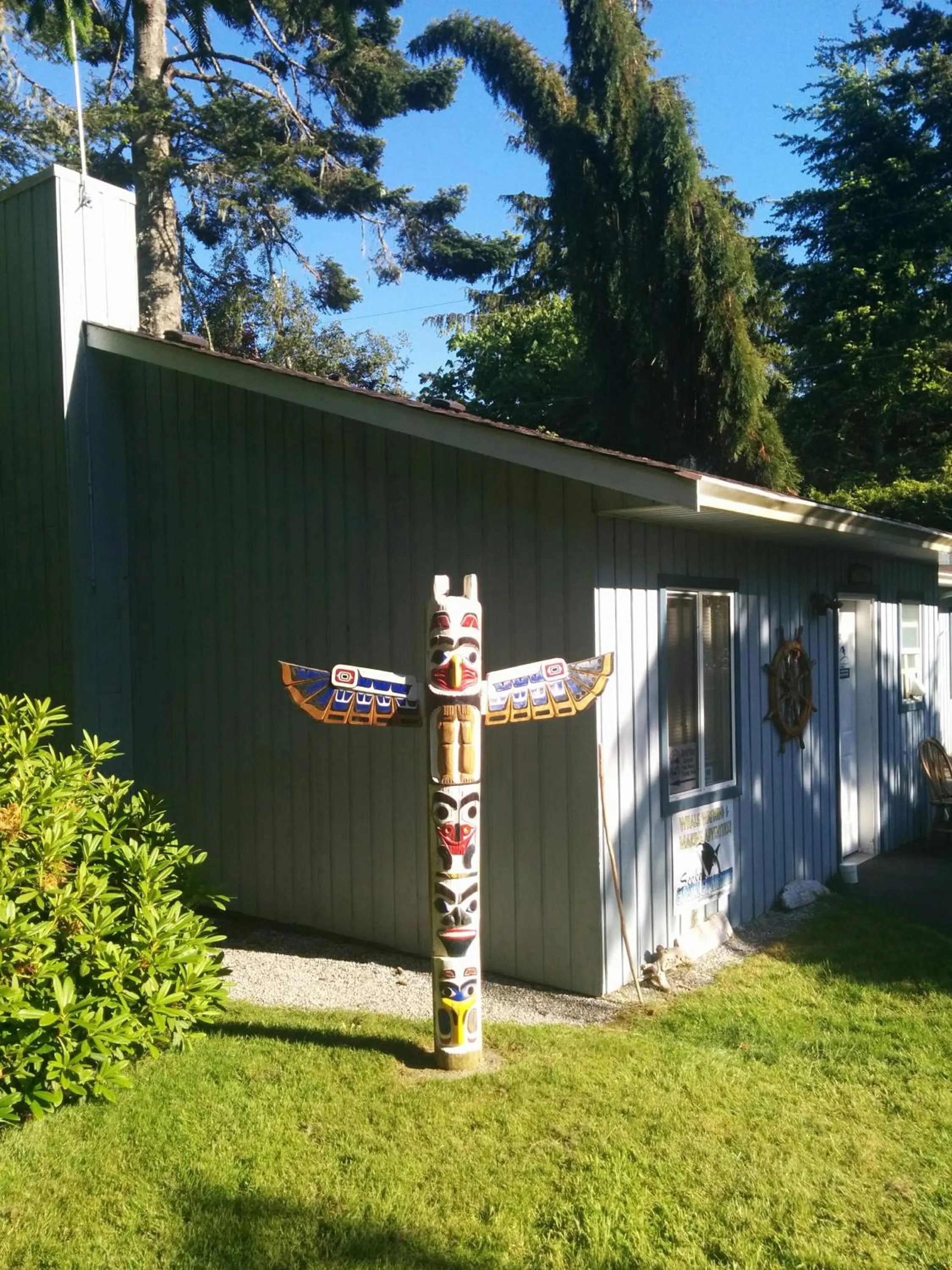 Facade/entrance in Salty Towers Ocean Front Cottages