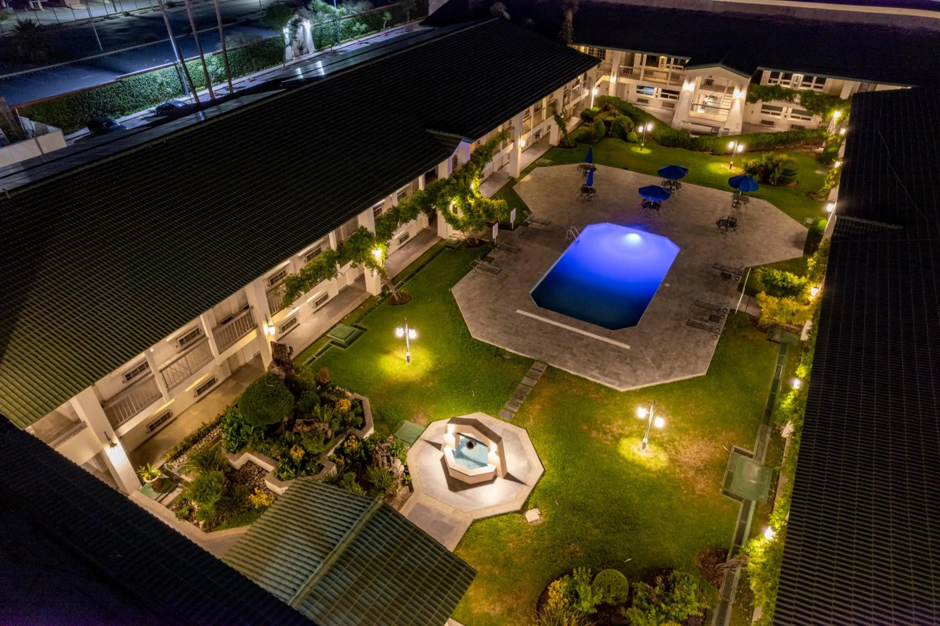 Night in Quinta Dorada Hotel & Suites