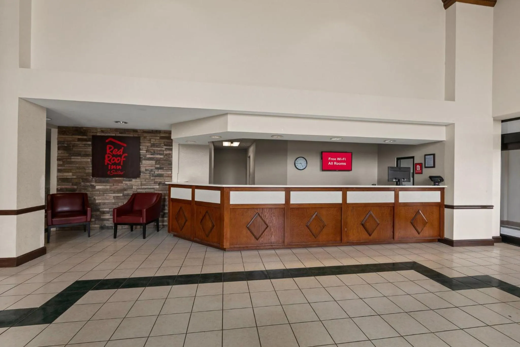 Lobby or reception in Red Roof Inn & Suites Newnan