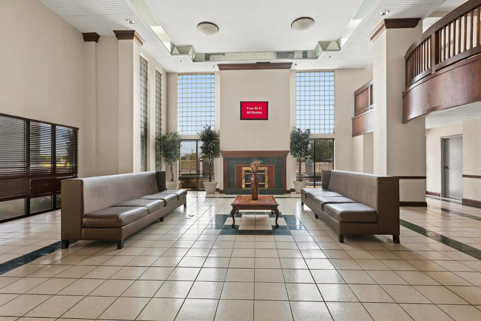Lobby or reception in Red Roof Inn & Suites Newnan