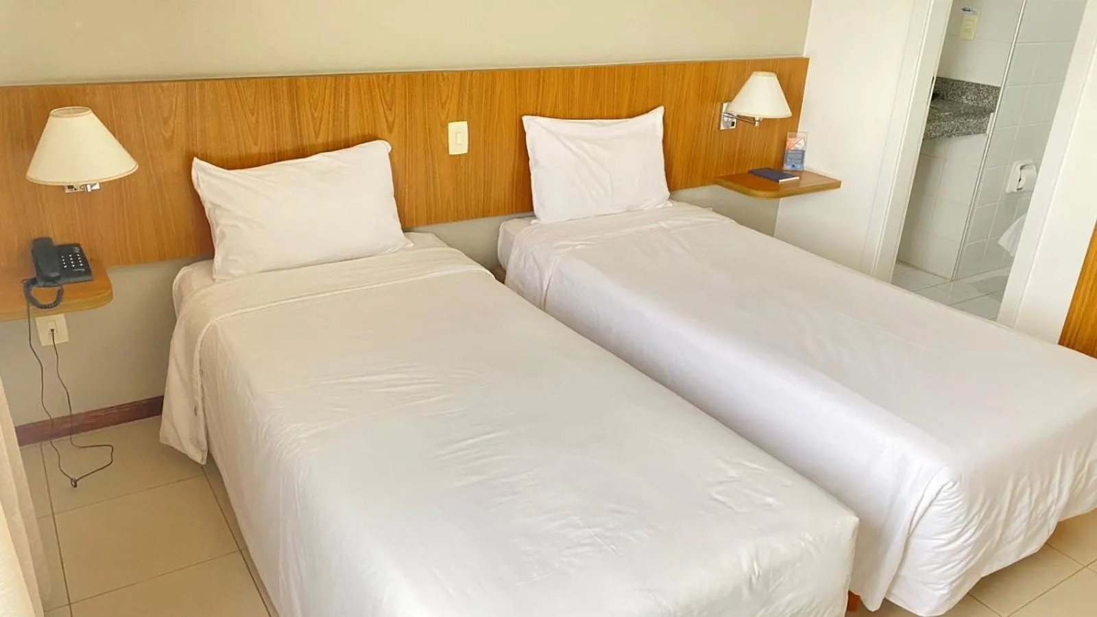 Bed in Camaçari Plaza Hotel