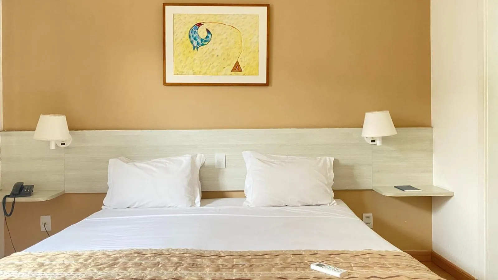 Bed in Camaçari Plaza Hotel