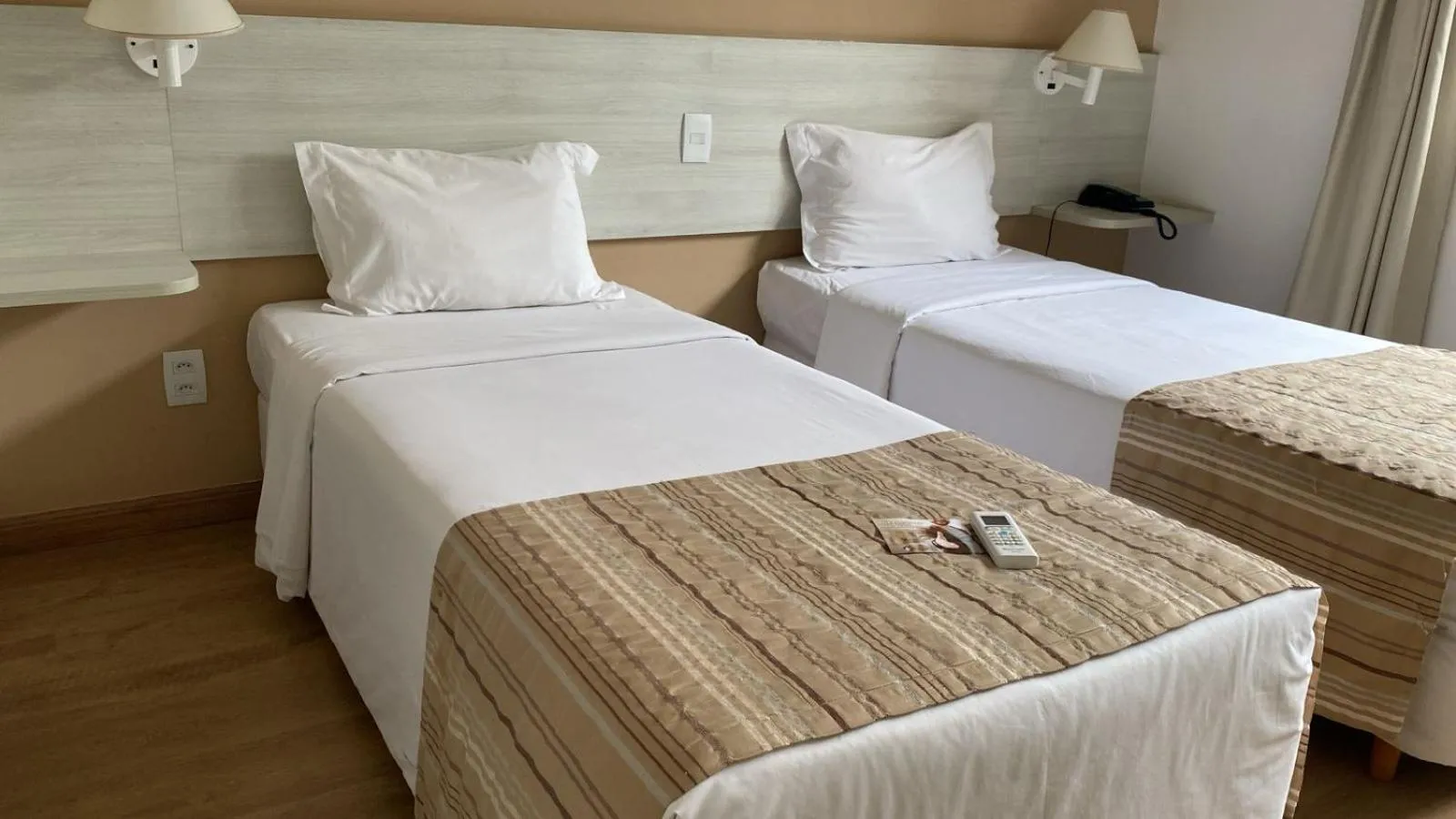 Bed in Camaçari Plaza Hotel