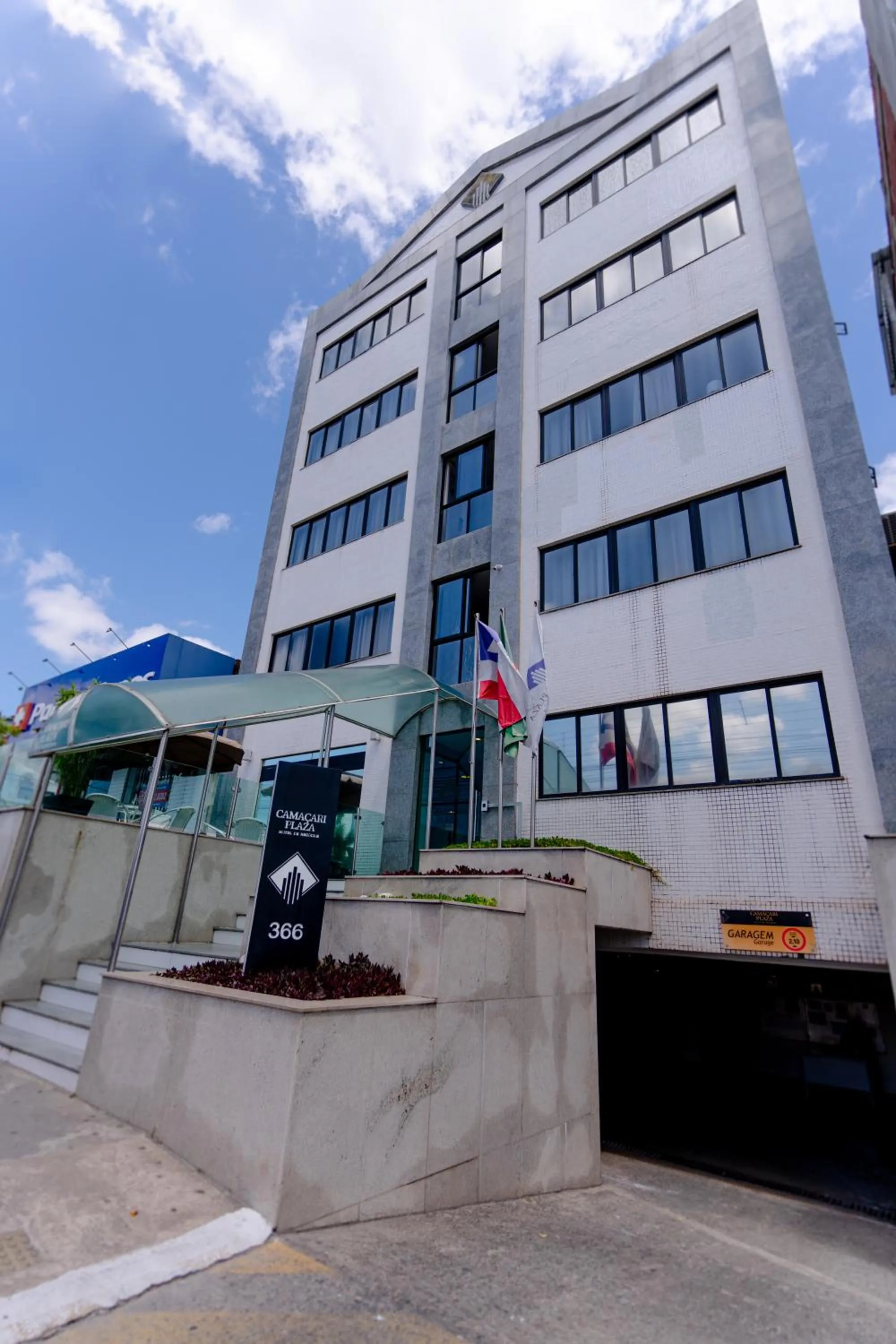 Facade/entrance in Camaçari Plaza Hotel