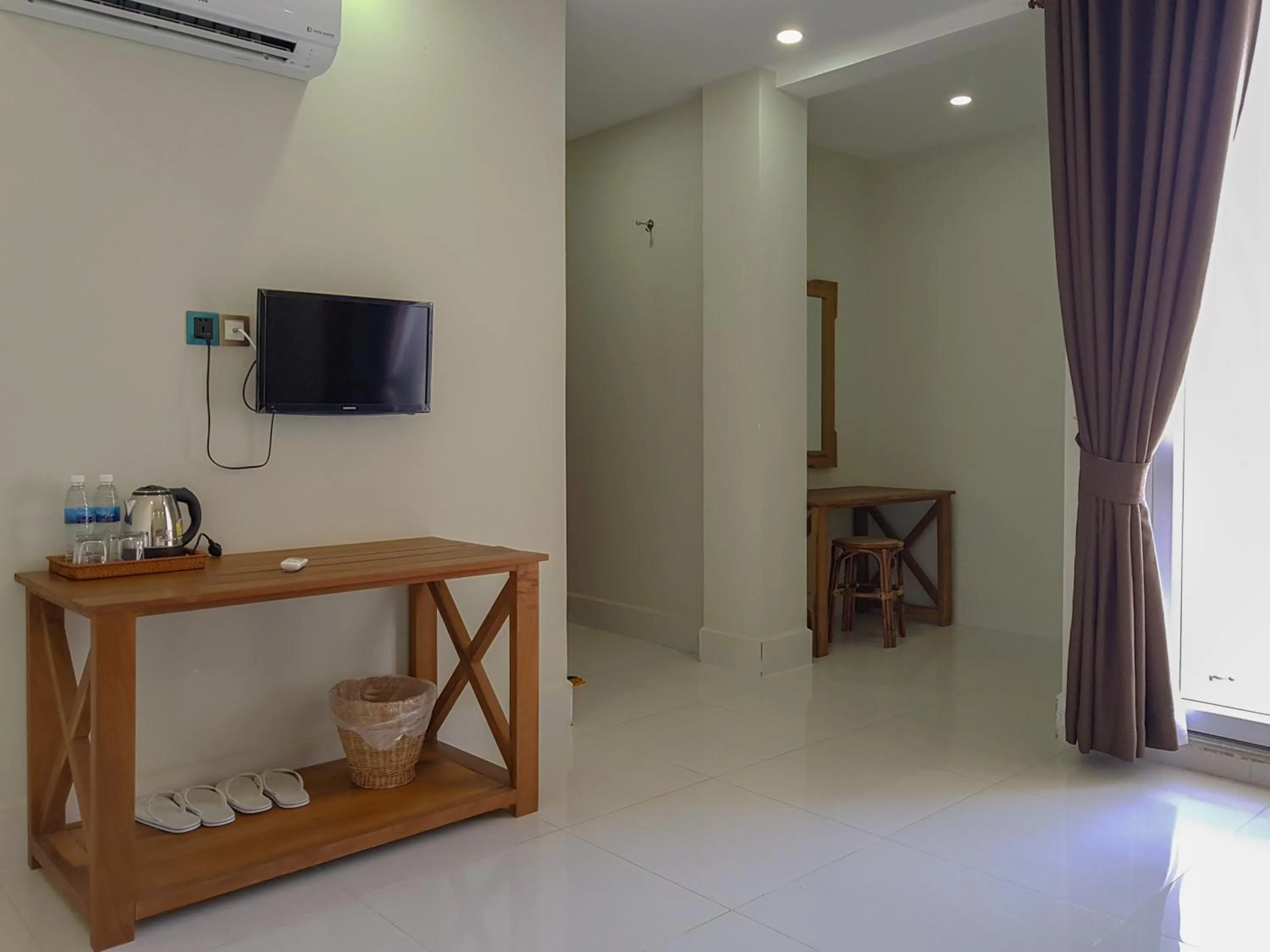 Communal lounge/ TV room in Montagne Regency