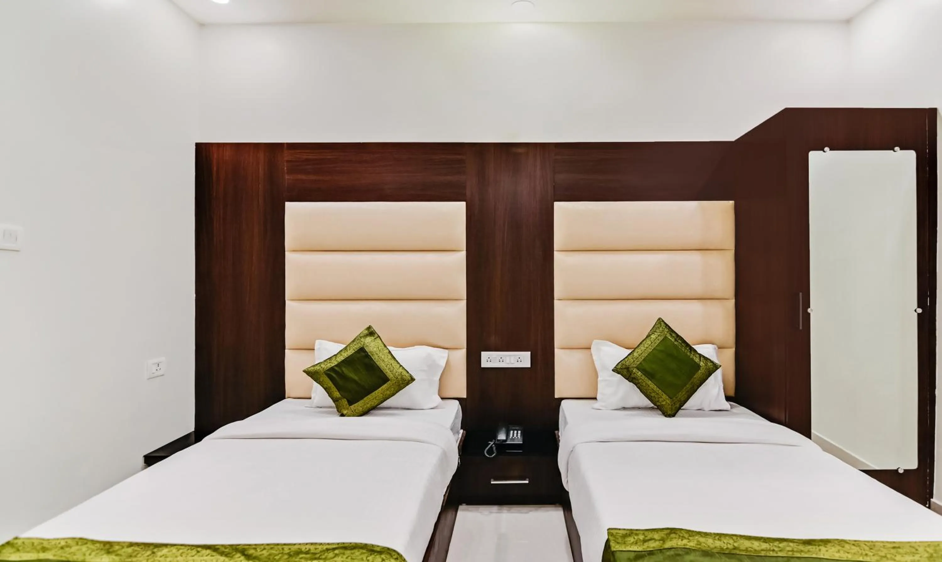 Bedroom, Bed in Treebo Resto- Near Lucknow Railway Station