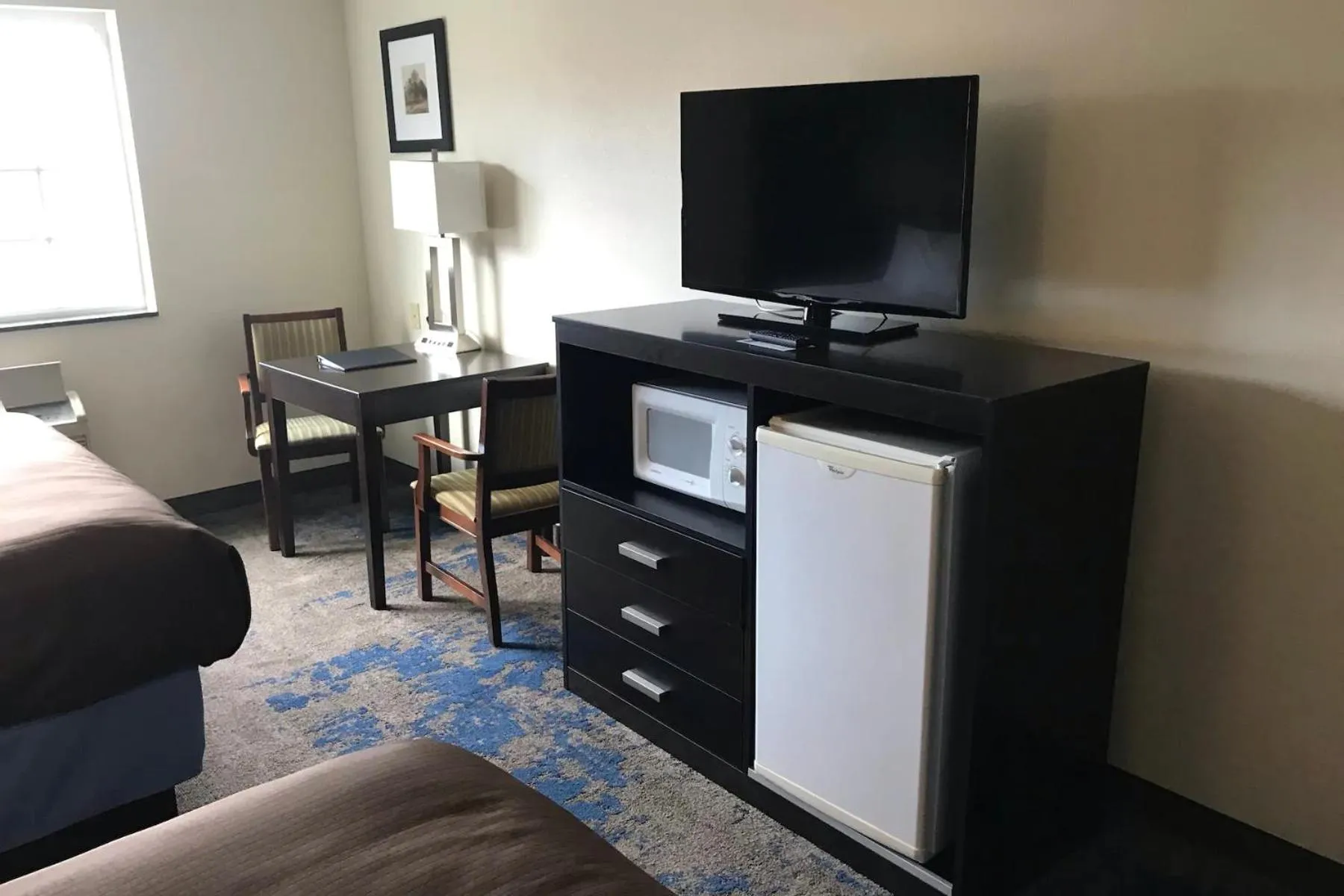 Guests in AmericInn by Wyndham Maquoketa