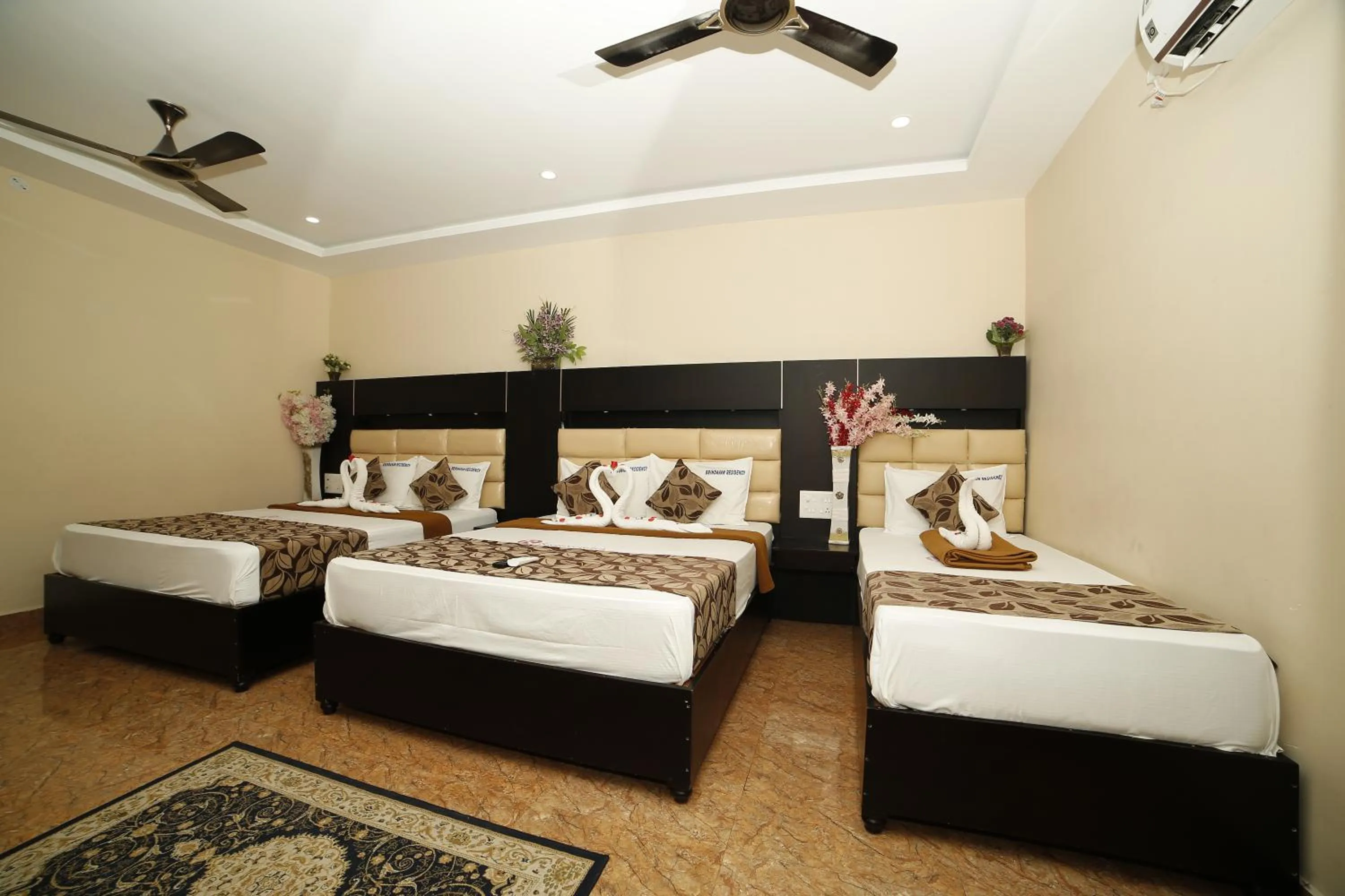 Bed in Hotel Ragavendra Rameswaram