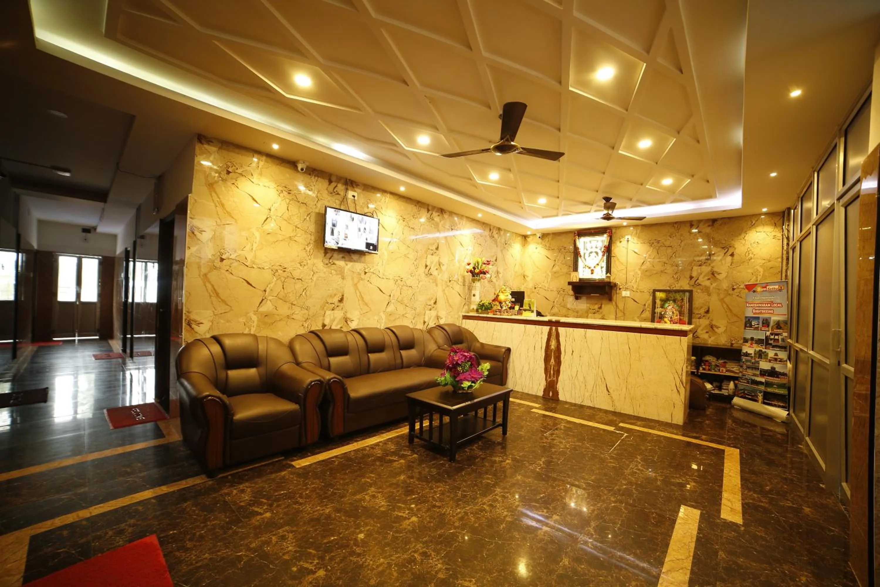 Lobby or reception in Hotel Ragavendra Rameswaram