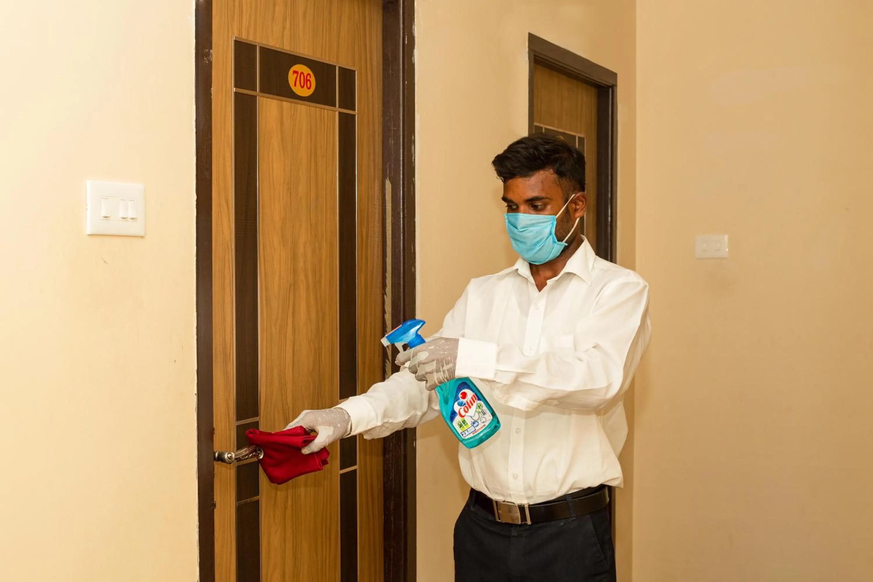 Staff in Hotel Ragavendra Rameswaram