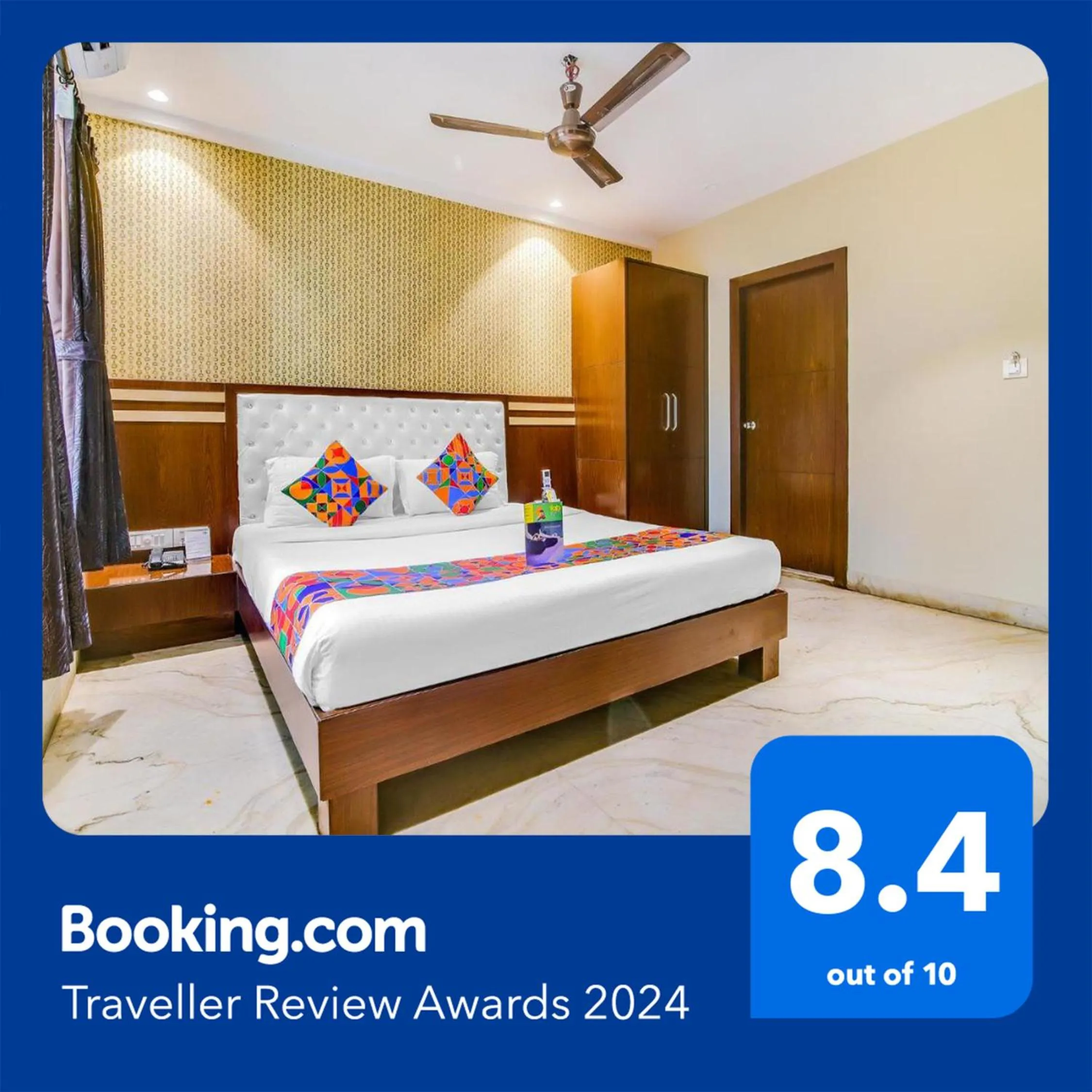 Bed in FabHotel Luxor - Nr Acropolis Mall