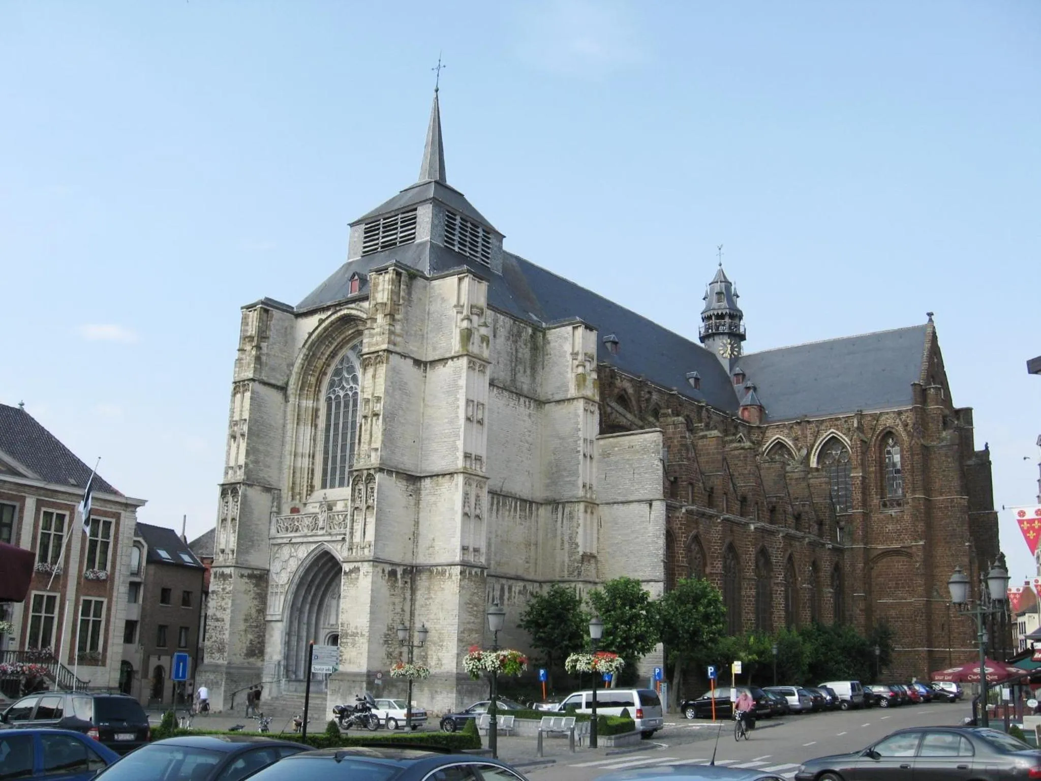 Area and facilities in Oranje City Hotel