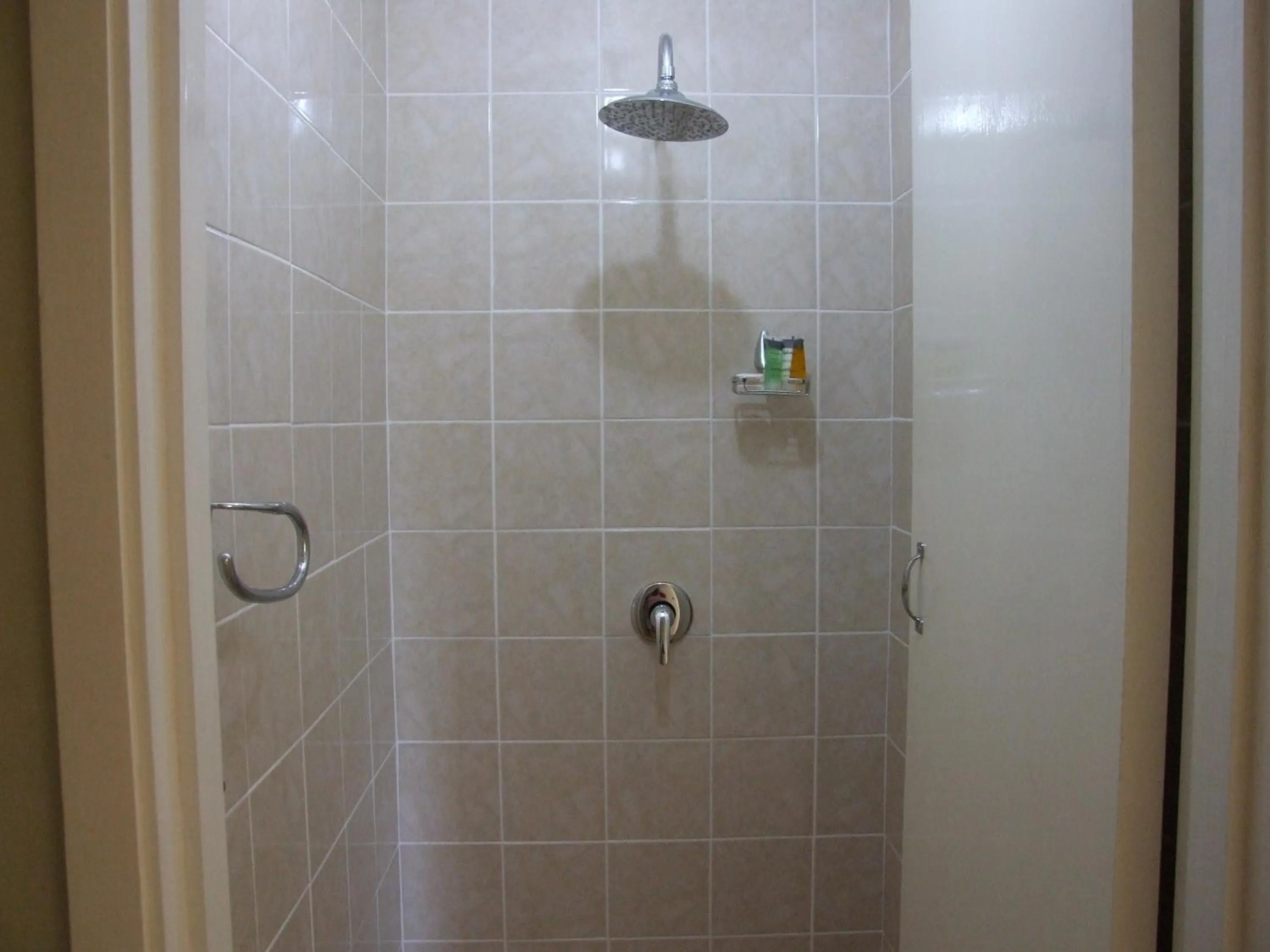 Bathroom in Bluewater Lodge