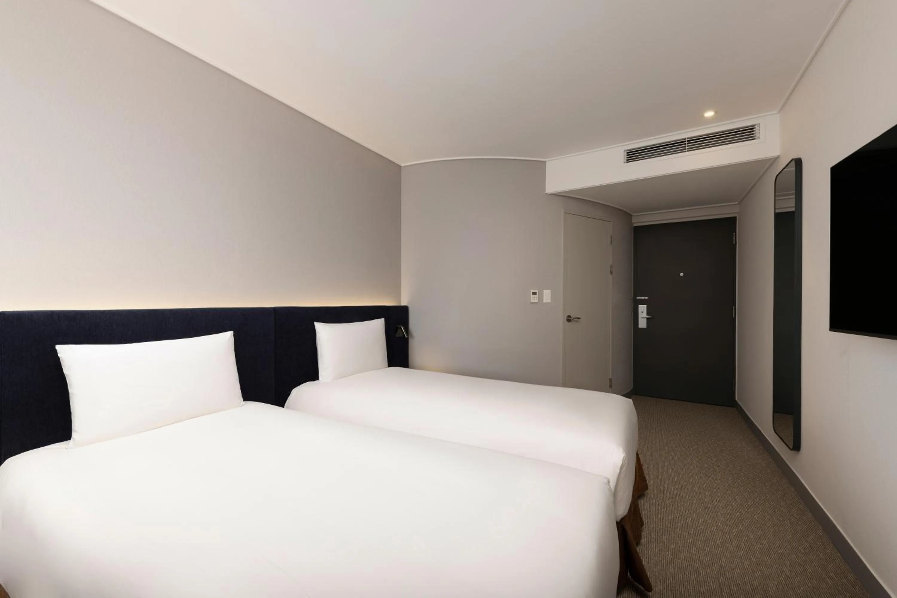 Photo of the whole room, Bed in ibis Ambassador Seoul Insadong-Newly renovated in 2025