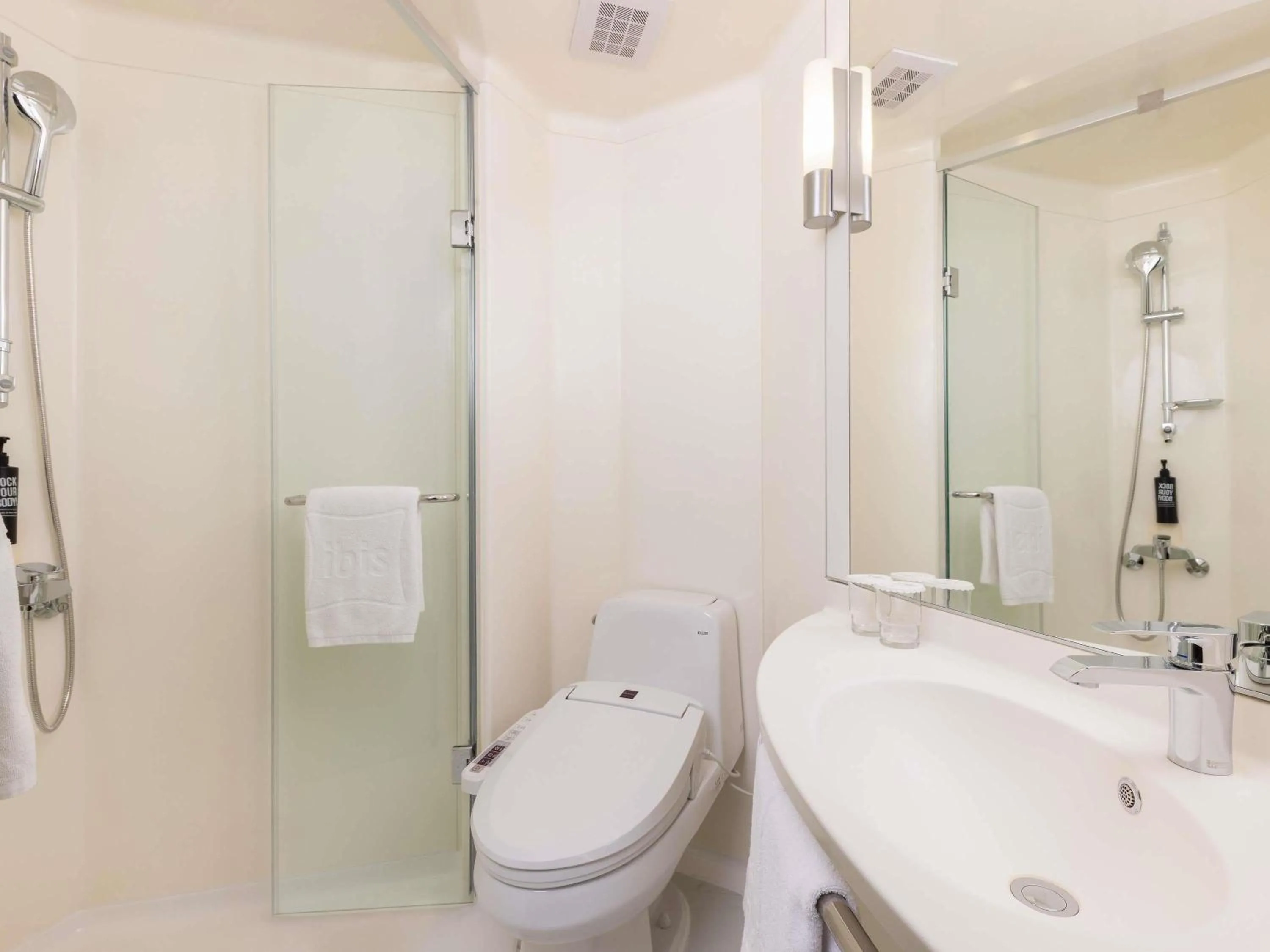 Bedroom in ibis Ambassador Seoul Insadong-Newly renovated in 2025