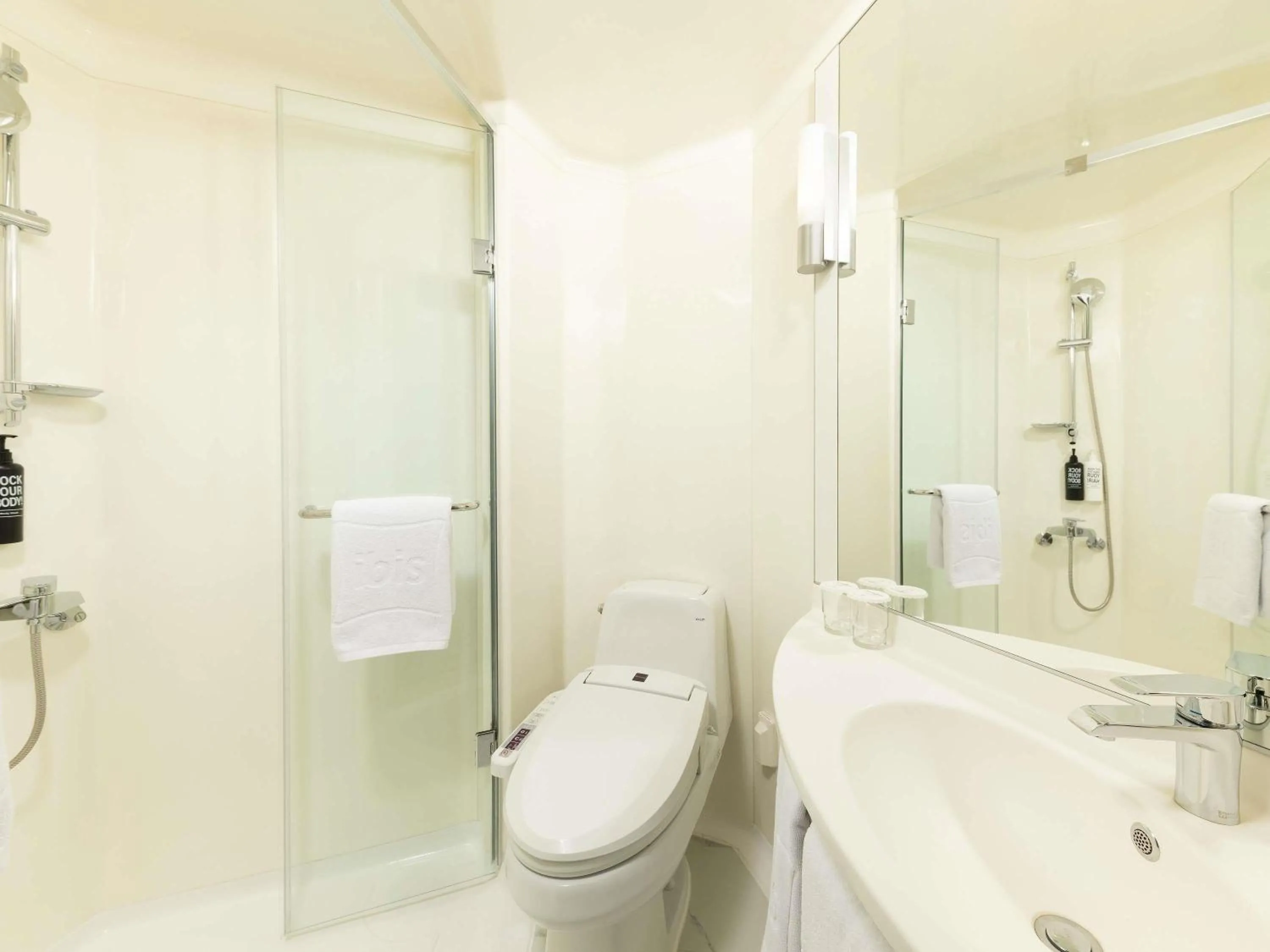 Bedroom in ibis Ambassador Seoul Insadong-Newly renovated in 2025