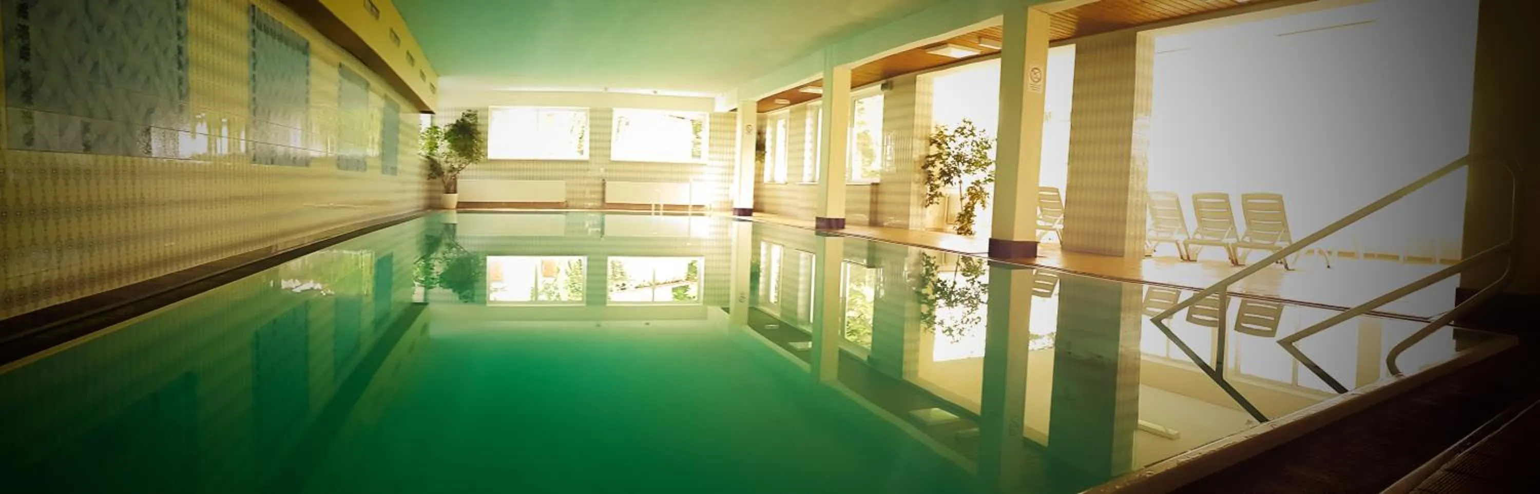 Swimming pool in Hotel Post