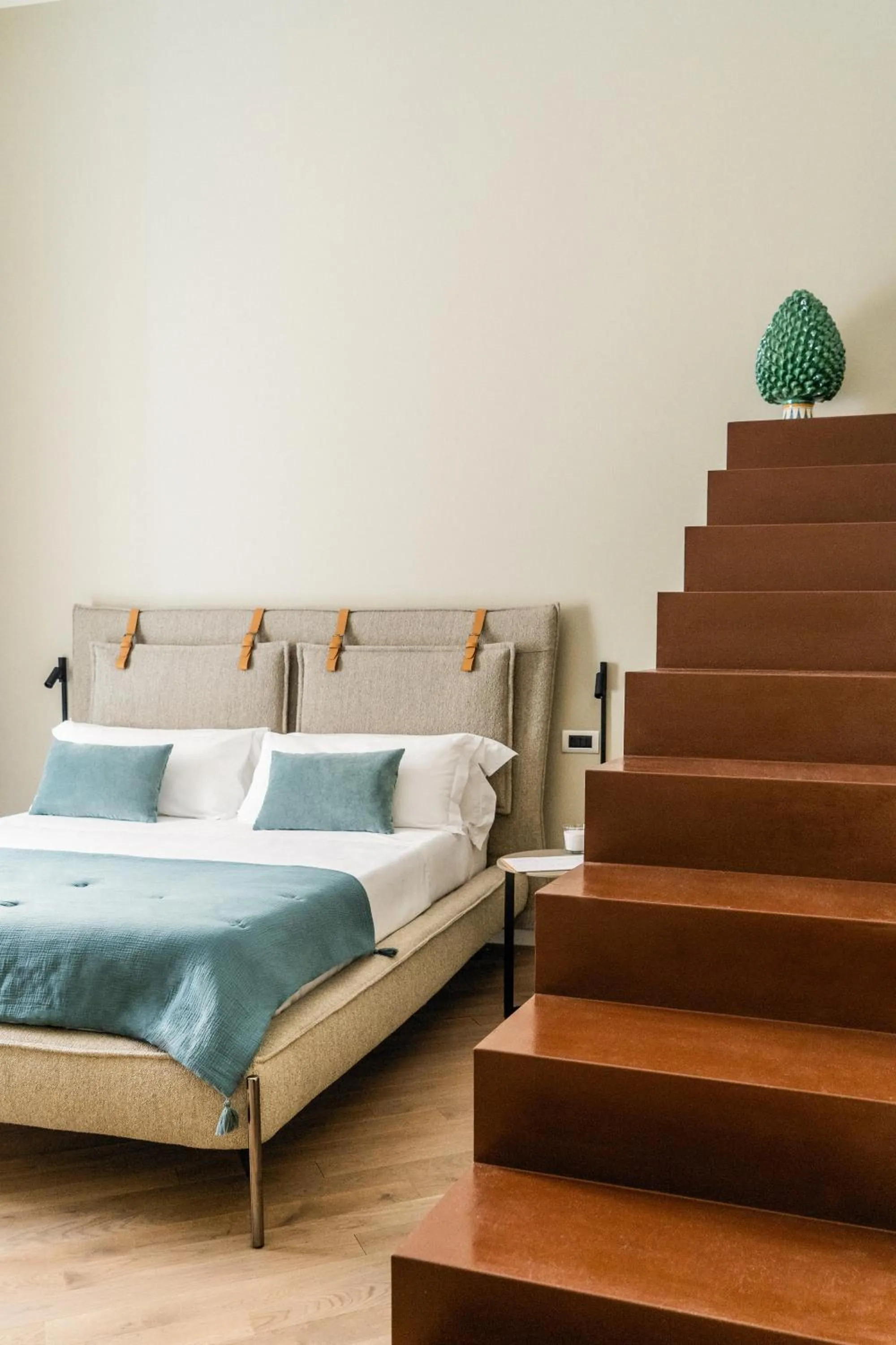 Photo of the whole room in InCanto