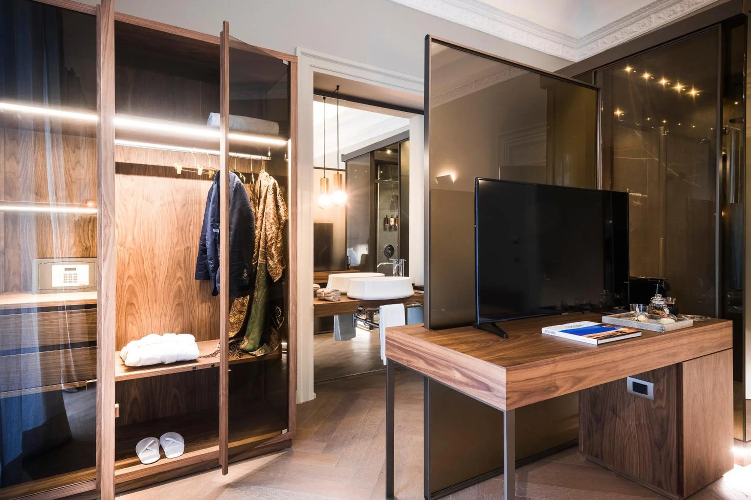 TV and multimedia in InCanto