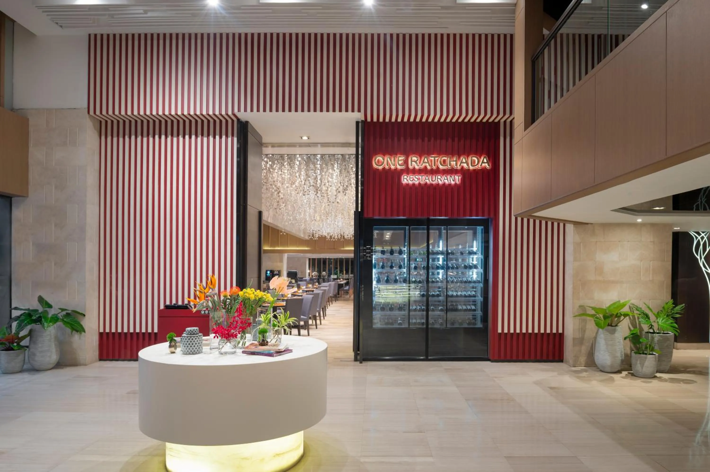 Restaurant/places to eat in Avani Ratchada Bangkok