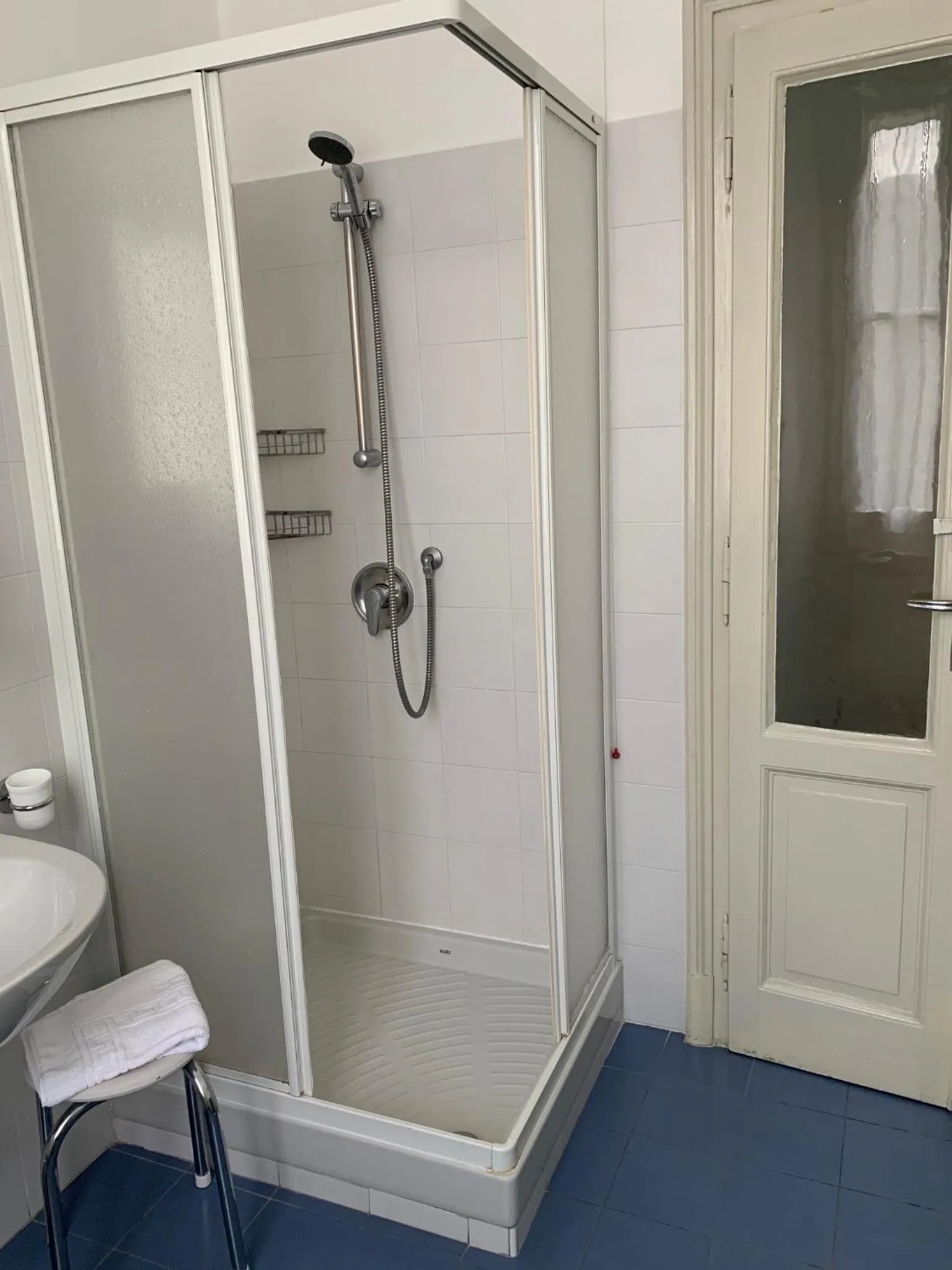 Shower in Hotel Loveno