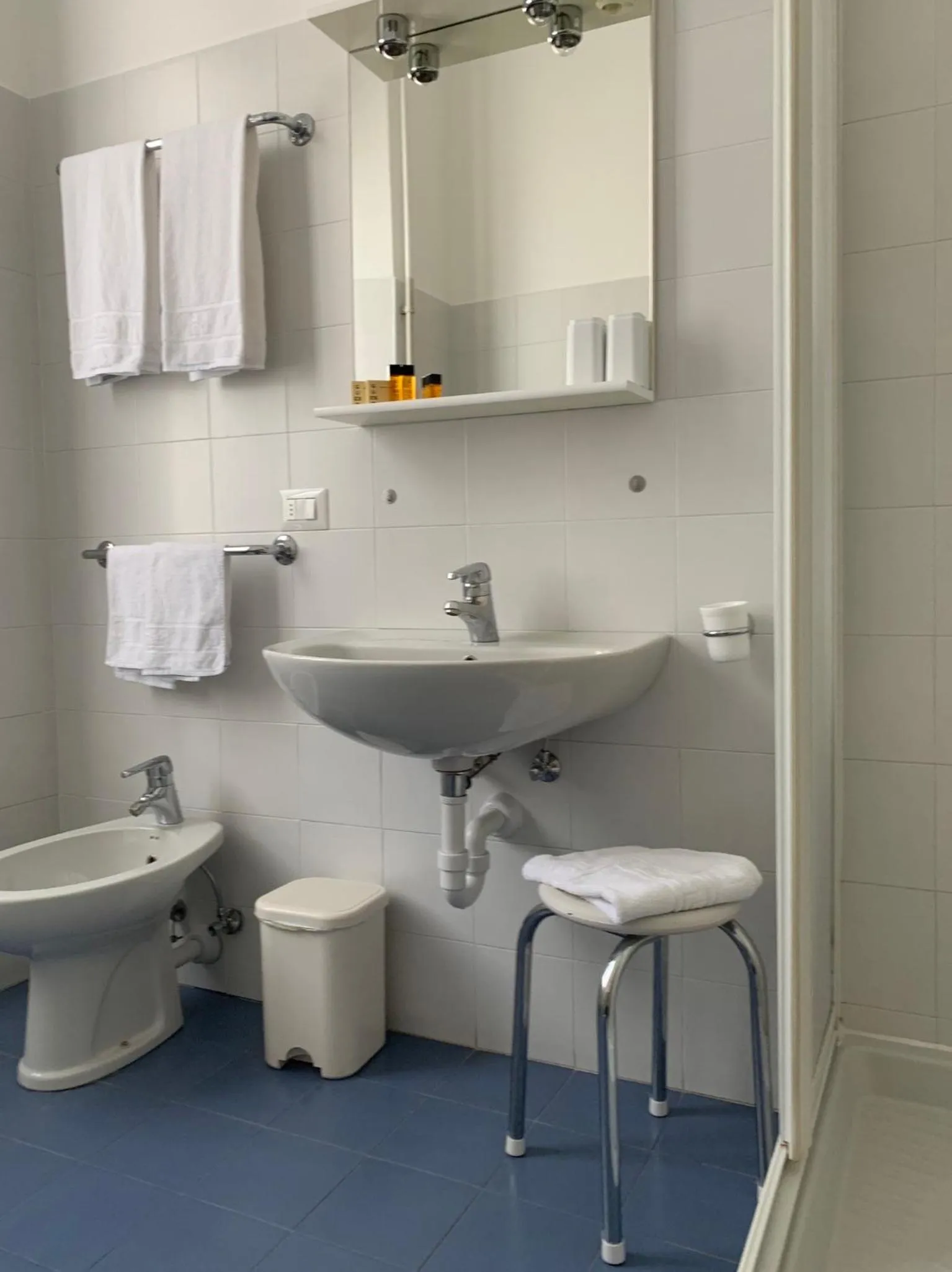 Bathroom in Hotel Loveno