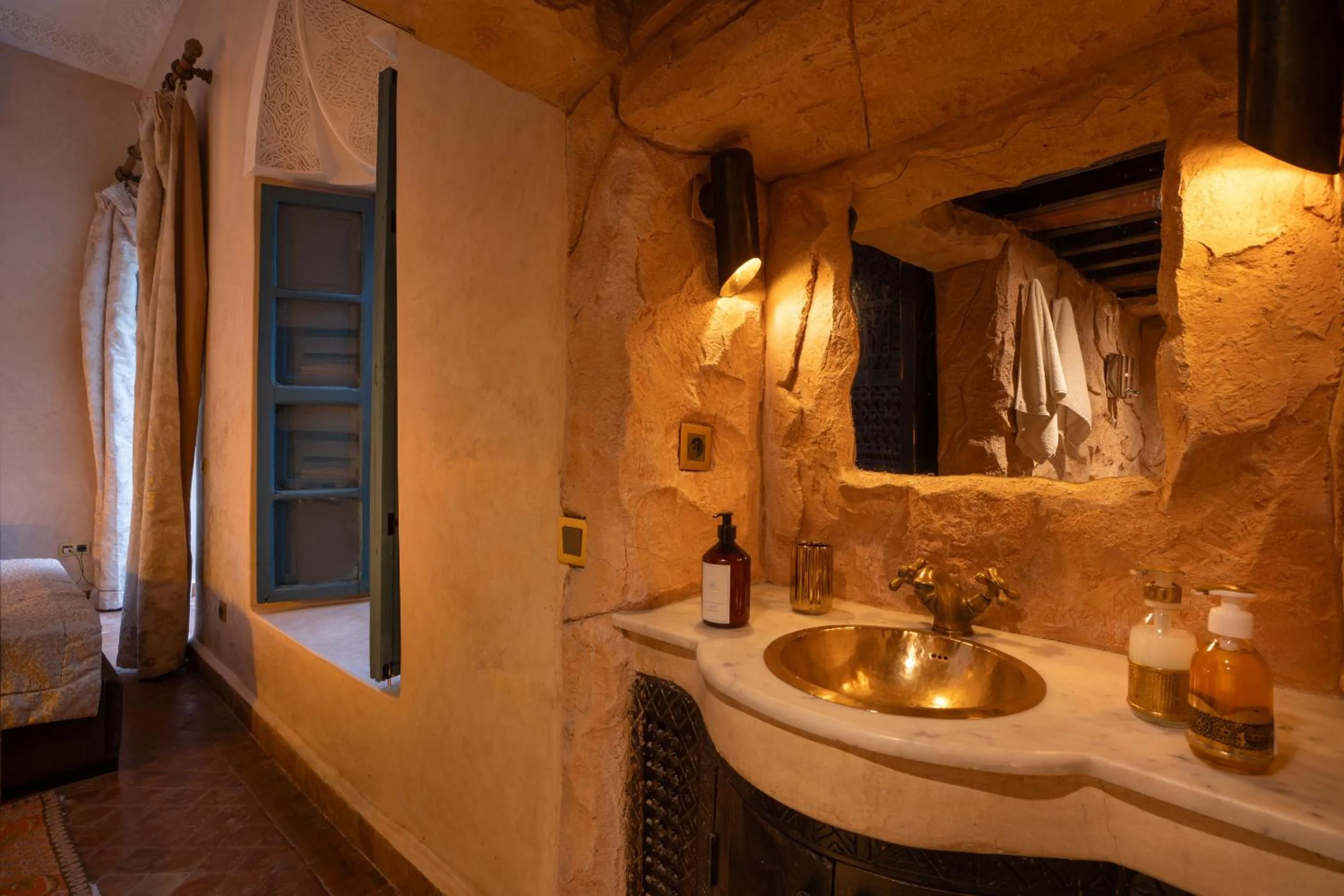 Bathroom in Riad Khalifa