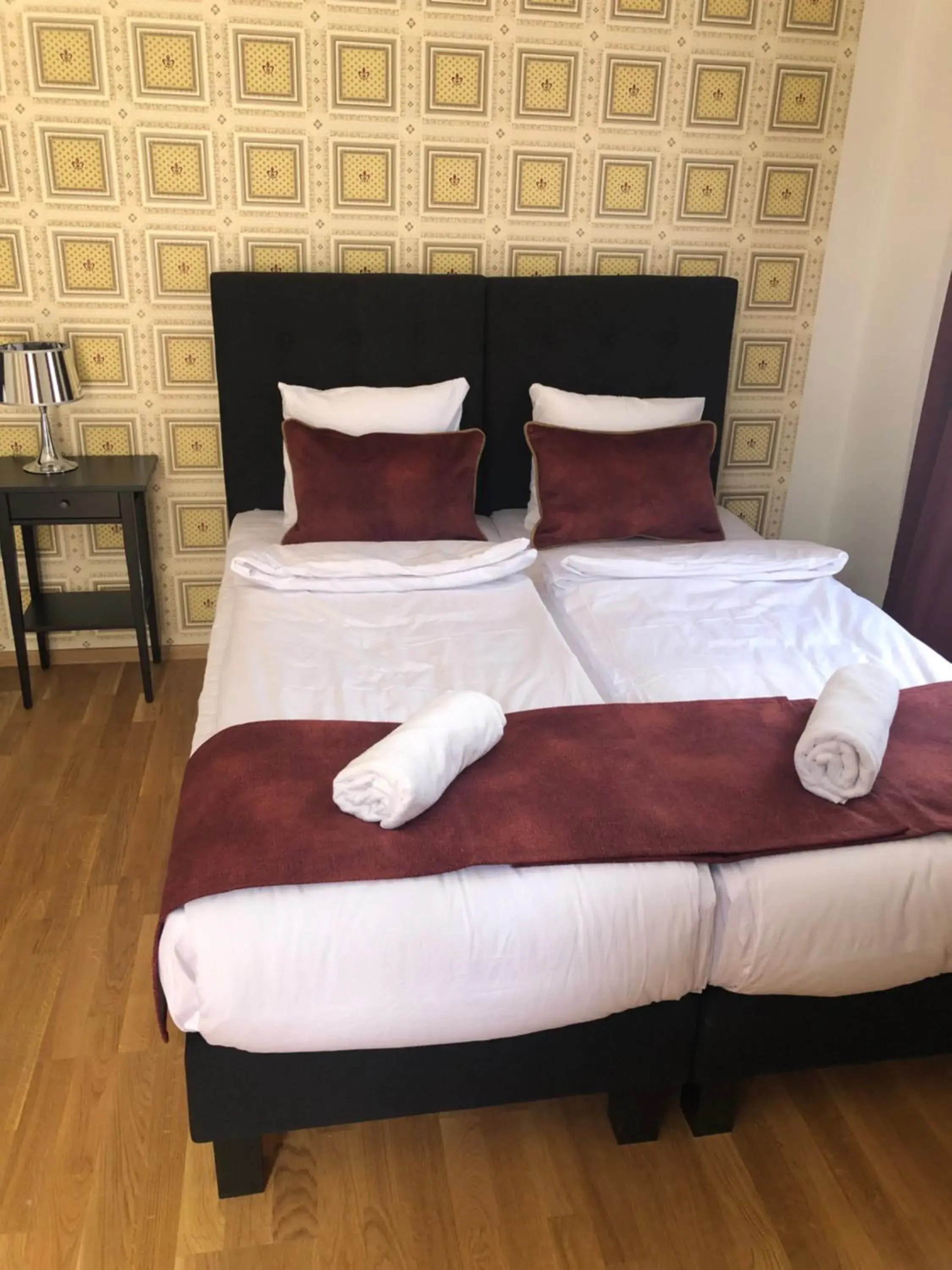 Three-Bedroom Apartment in OLD TOWN SPIRIT Three-Bedroom Apartment in OLD TOWN SPIRIT