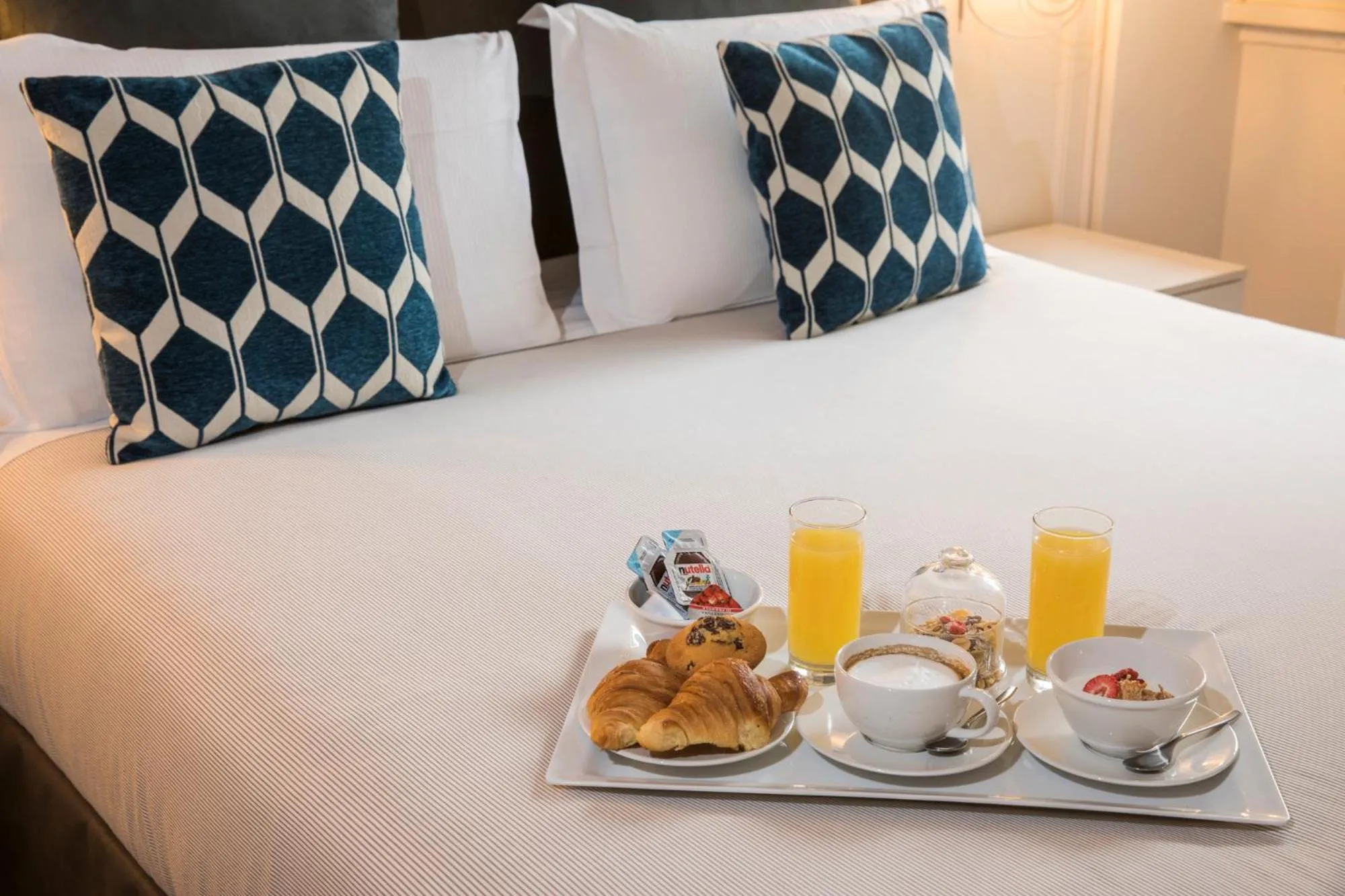 Breakfast, Bed in Trastevere Gallery Suites